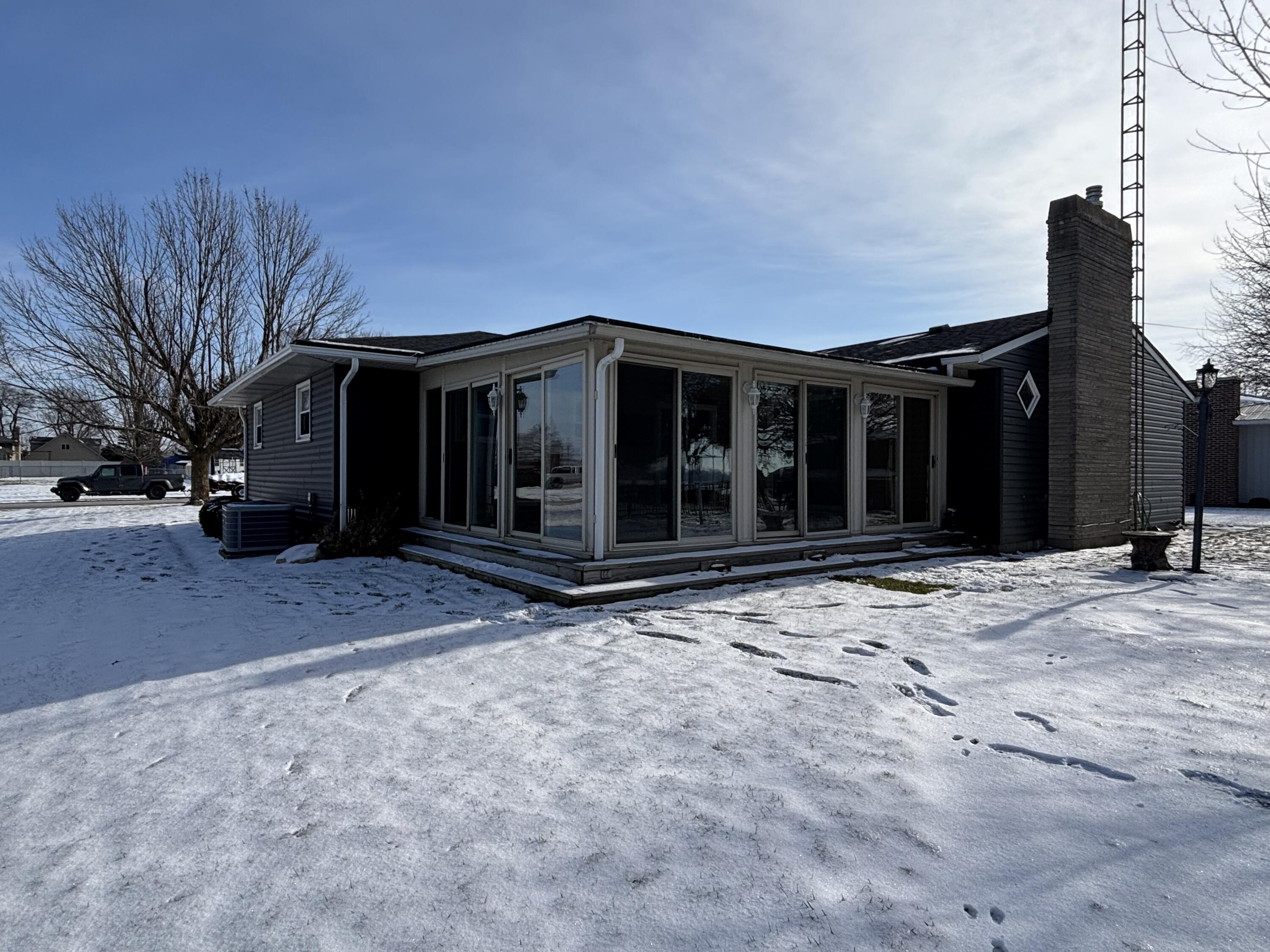 101 Island Avenue, Jackson Center, Ohio 45334