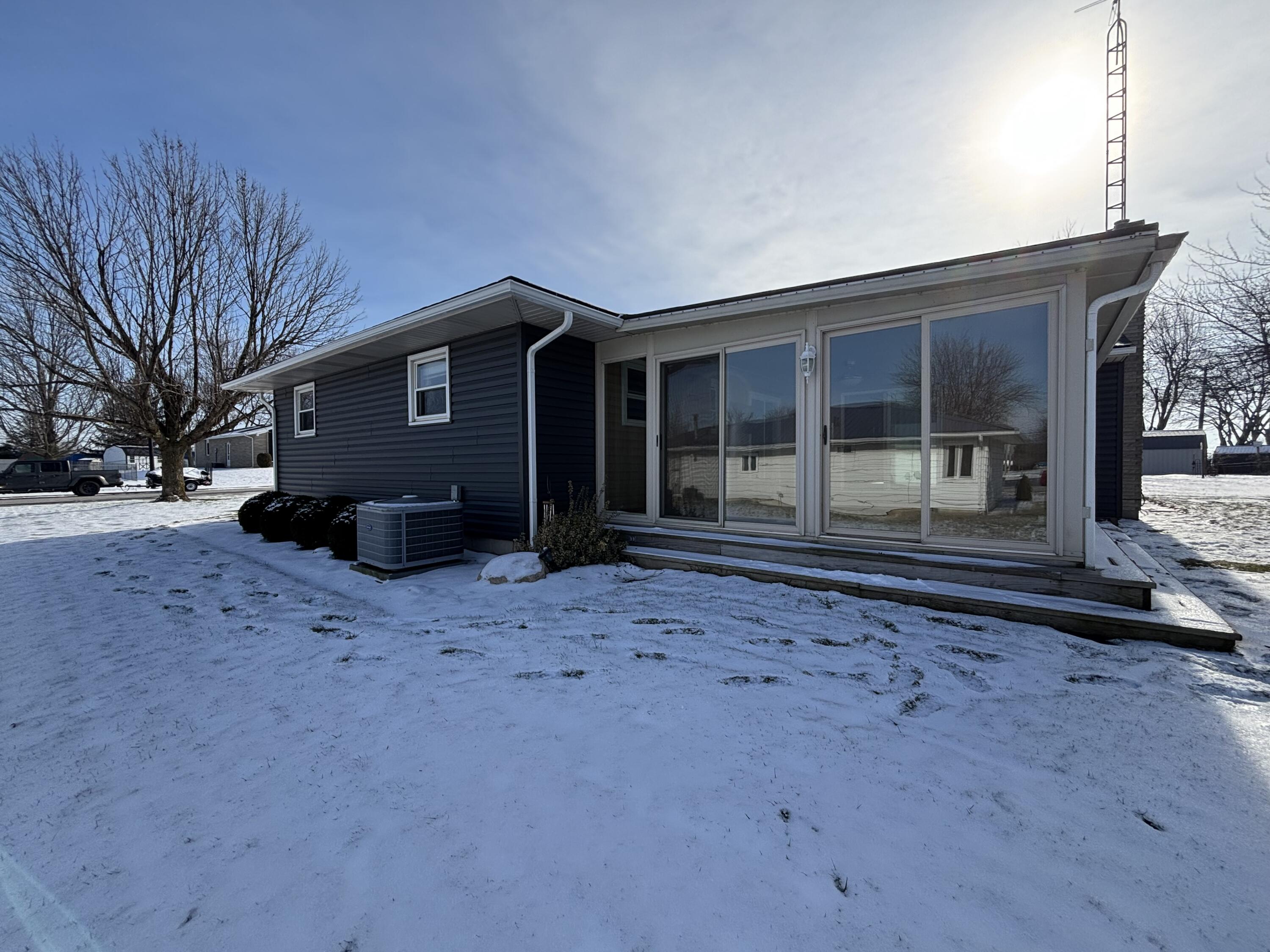 101 Island Avenue, Jackson Center, Ohio 45334