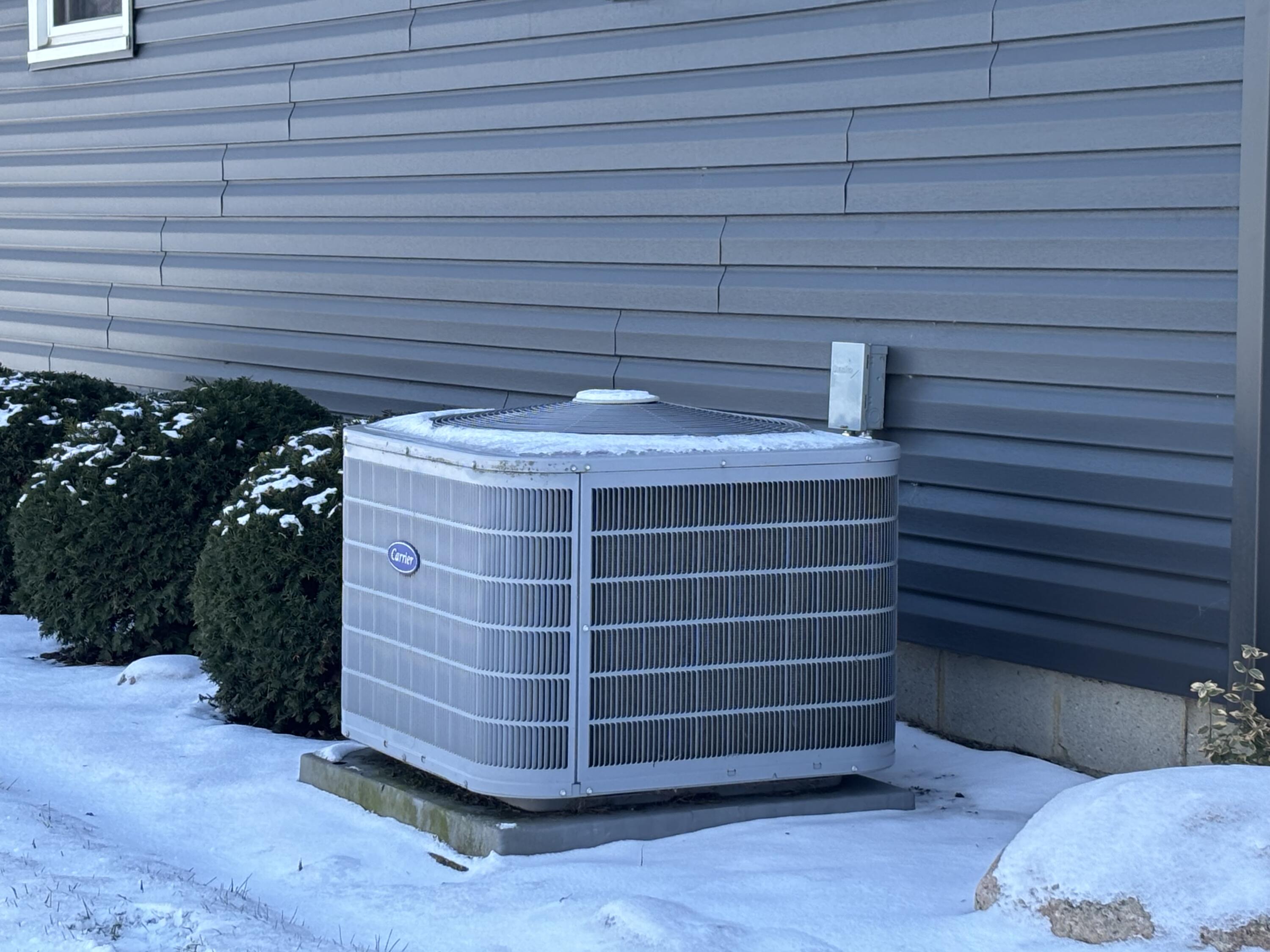 101 Island Avenue, Jackson Center, Ohio 45334