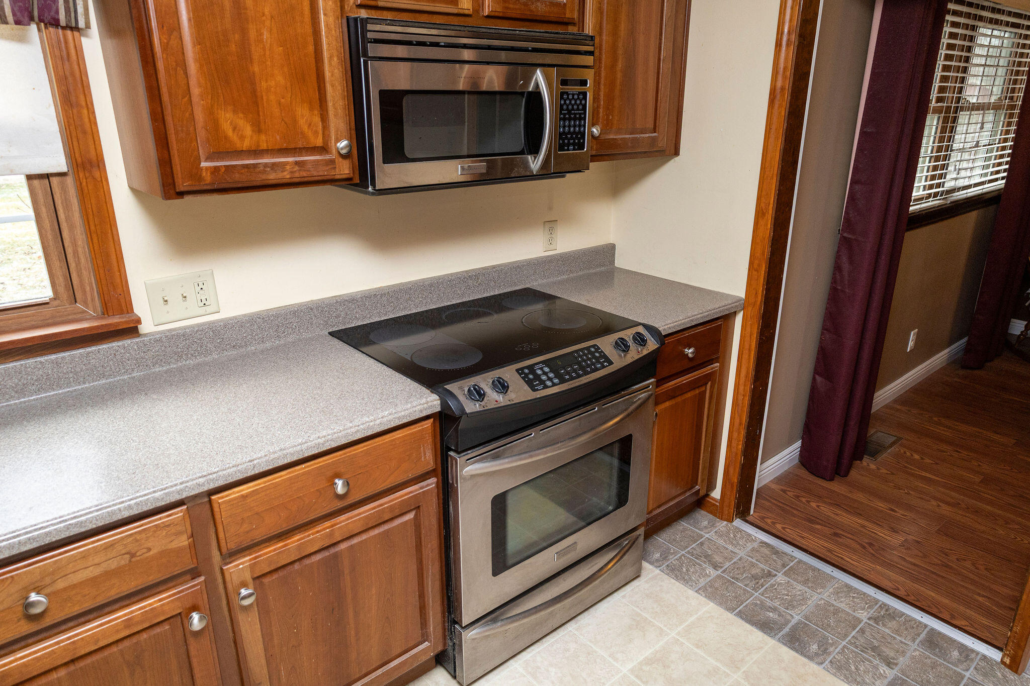 1409 JAMES Drive, Celina, Ohio 45822