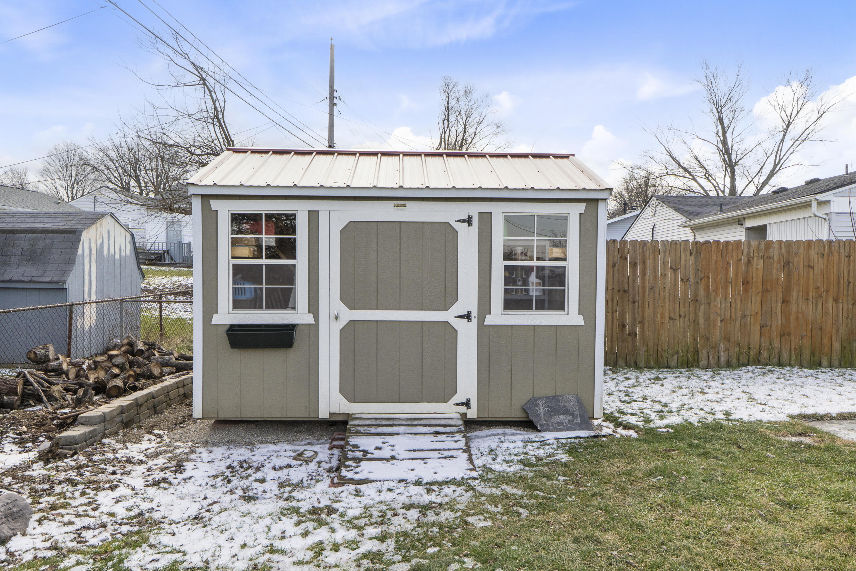 1222 Hemlock Drive, Fairborn, Ohio 45324