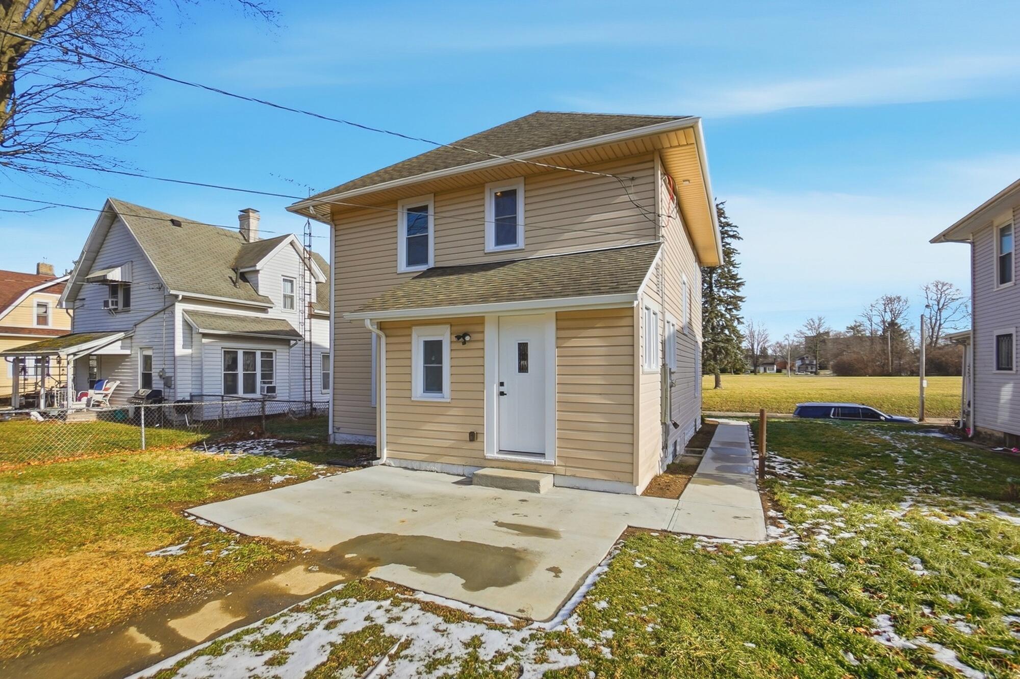 273 Clairmont Avenue, Springfield, Ohio 45505