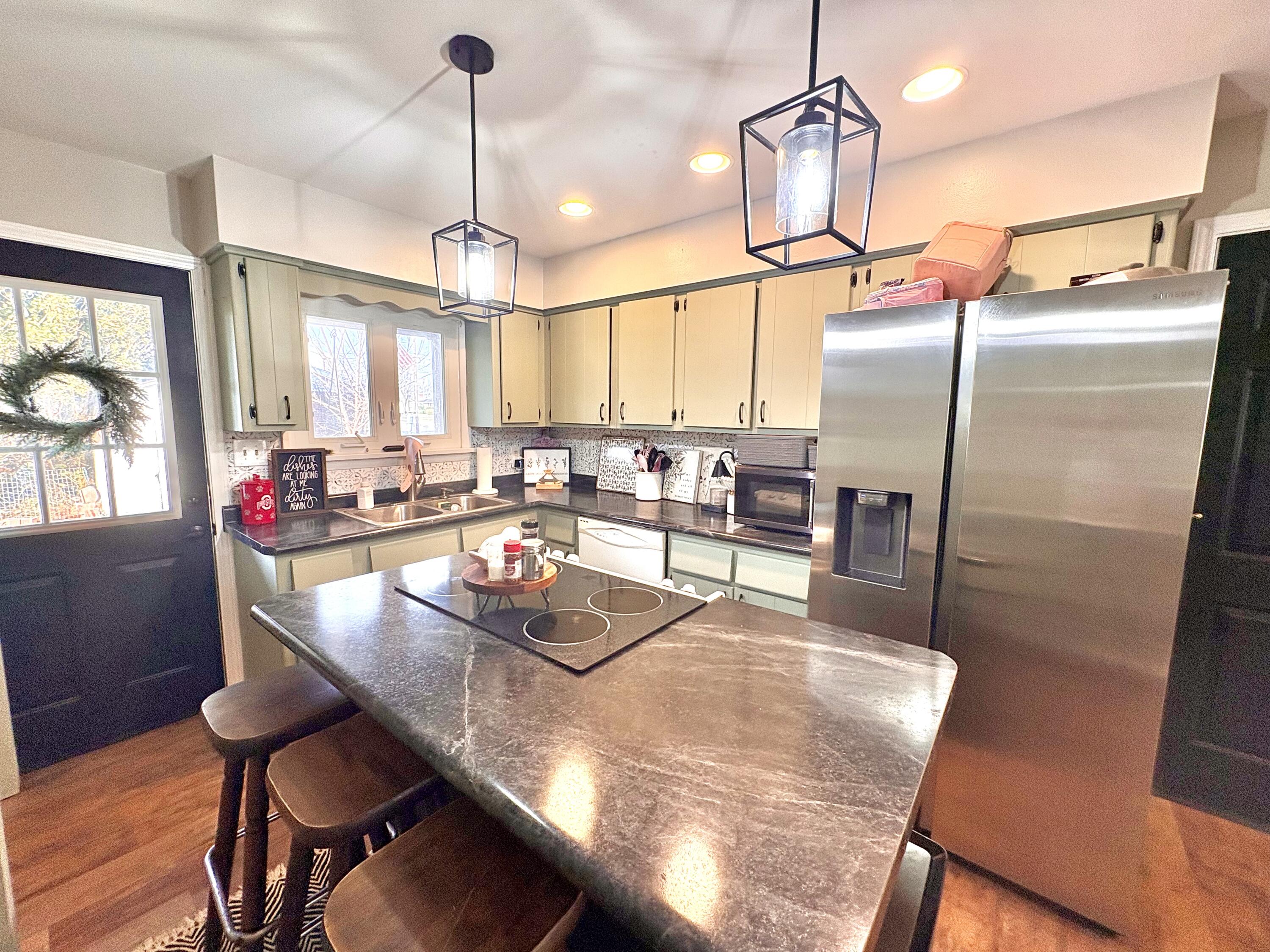 195 Carlos Lane, Lima, Ohio 45804