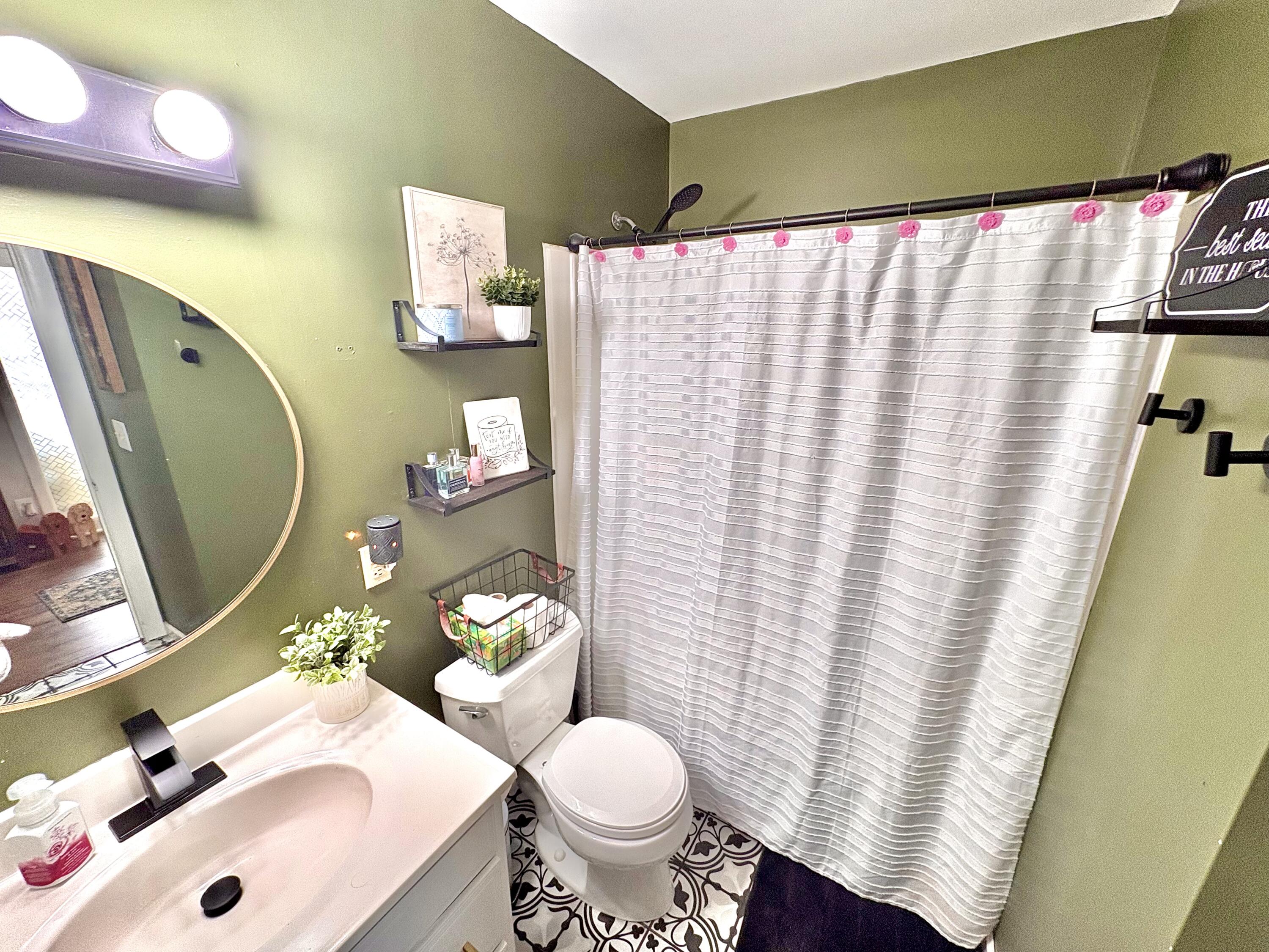 195 Carlos Lane, Lima, Ohio 45804