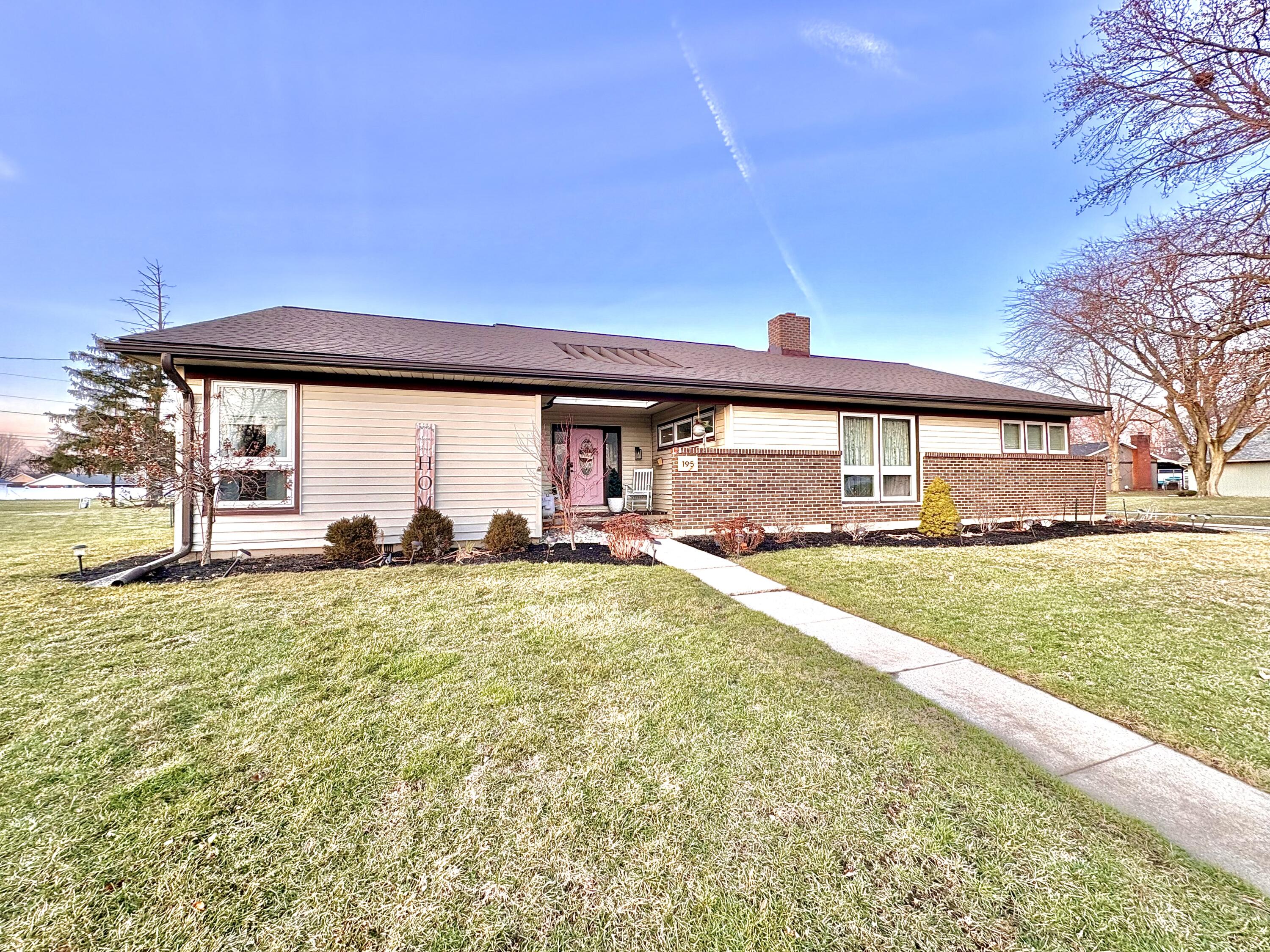 195 Carlos Lane, Lima, Ohio 45804