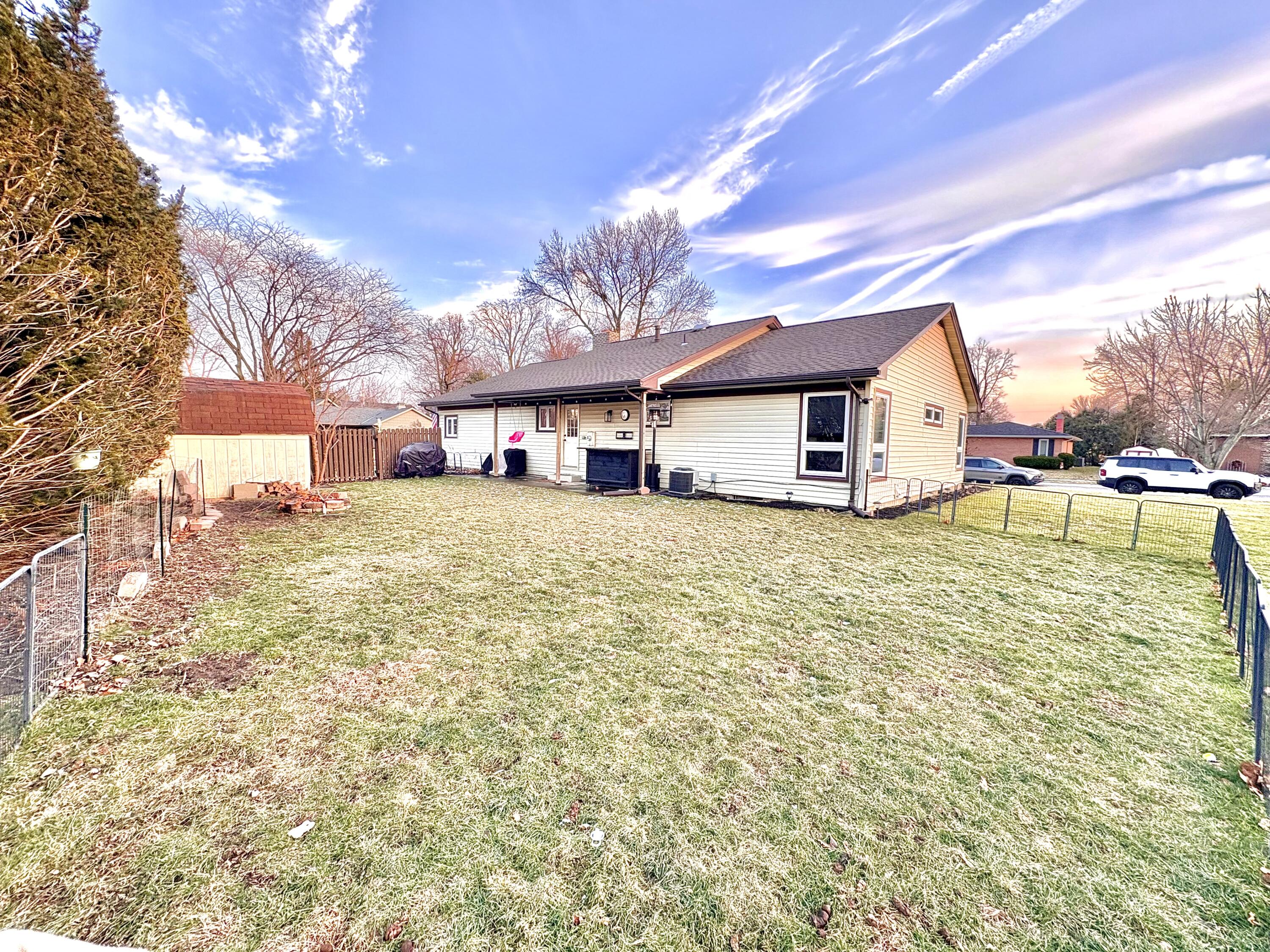 195 Carlos Lane, Lima, Ohio 45804