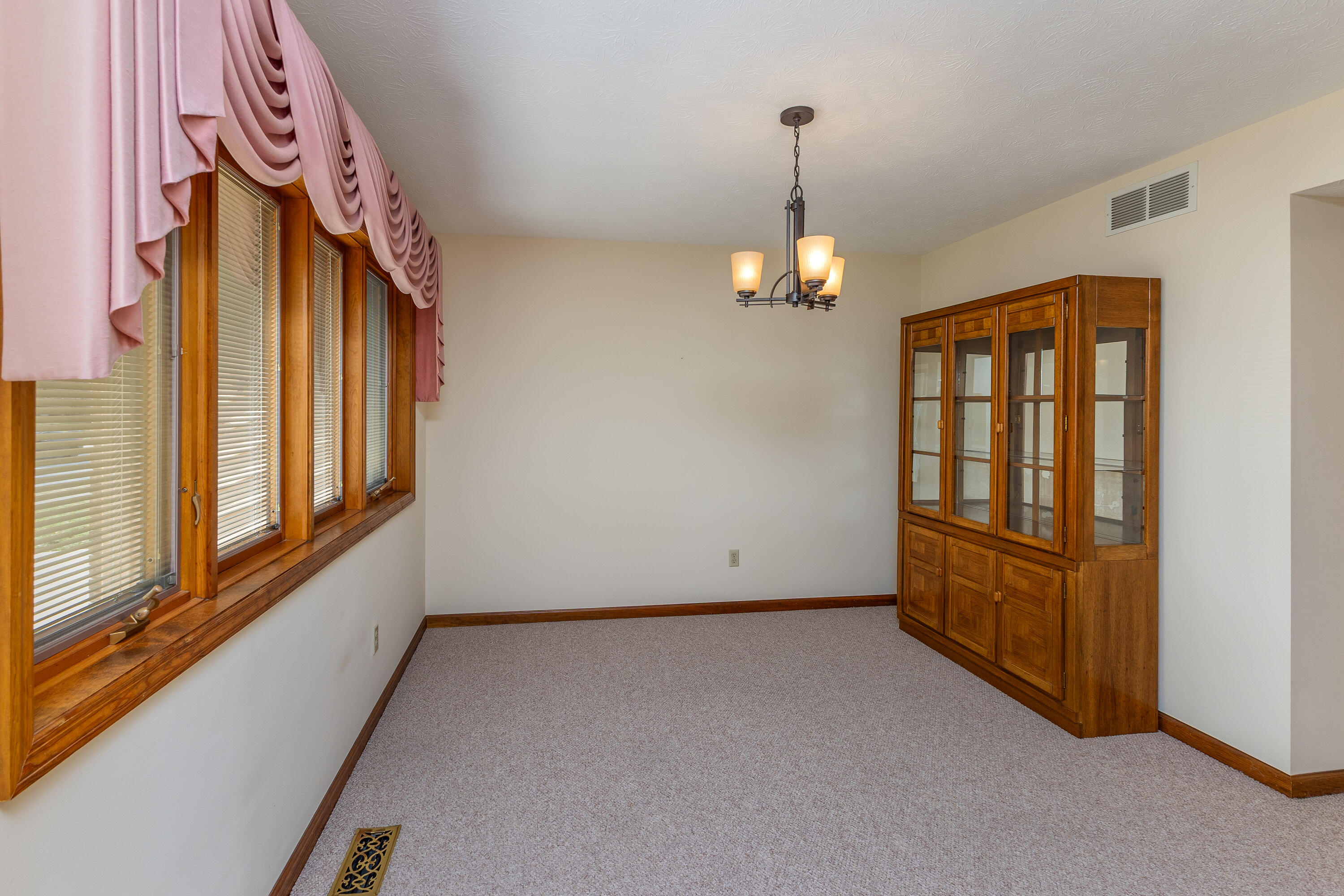 4011 Shell Avenue, Dayton, Ohio 45415