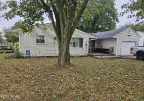 212 Oak Street, Cridersville, Ohio, 3 Bedrooms Bedrooms, ,2 BathroomsBathrooms,Residential,For Sale,Oak,308318