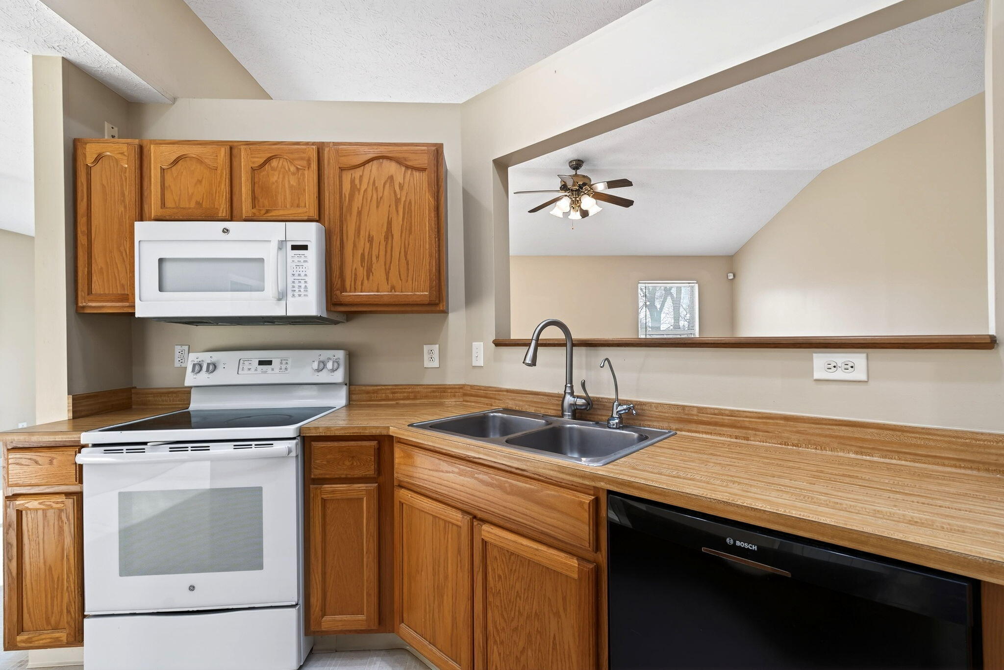 1200 Whitetail Drive, Fairborn, Ohio 45324