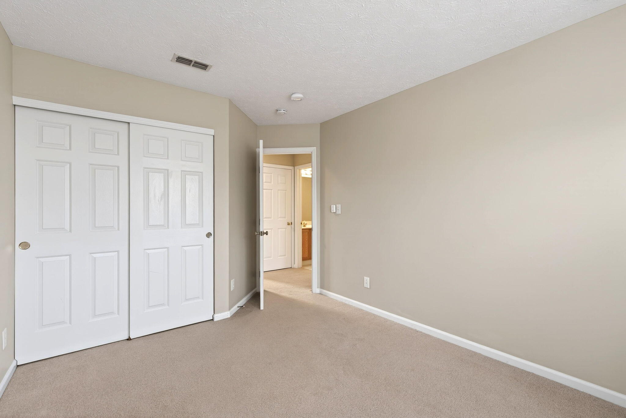 1200 Whitetail Drive, Fairborn, Ohio 45324