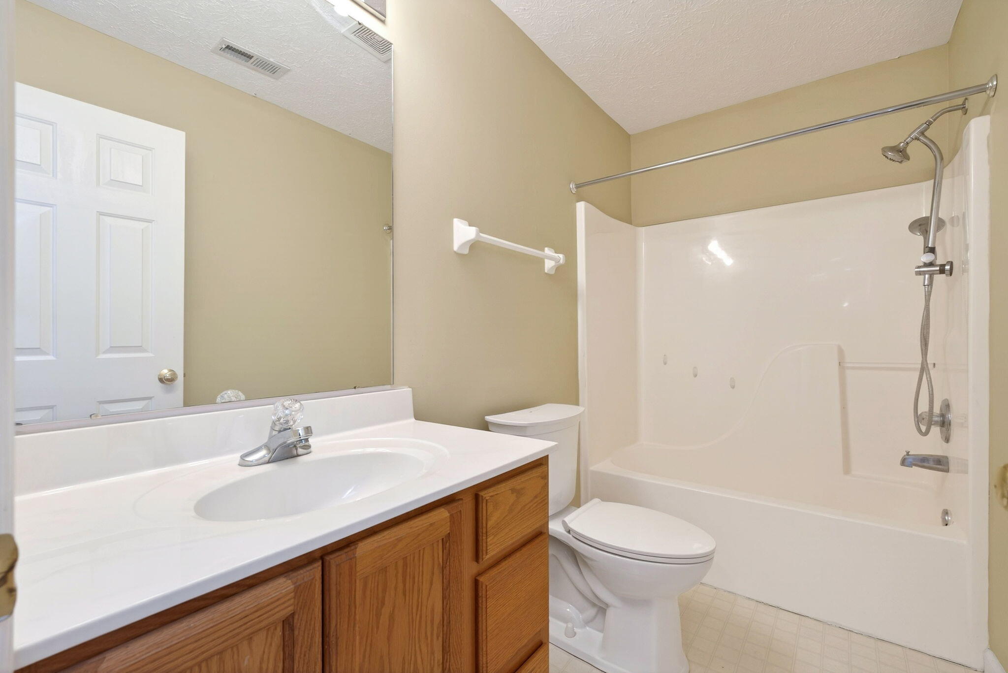 1200 Whitetail Drive, Fairborn, Ohio 45324