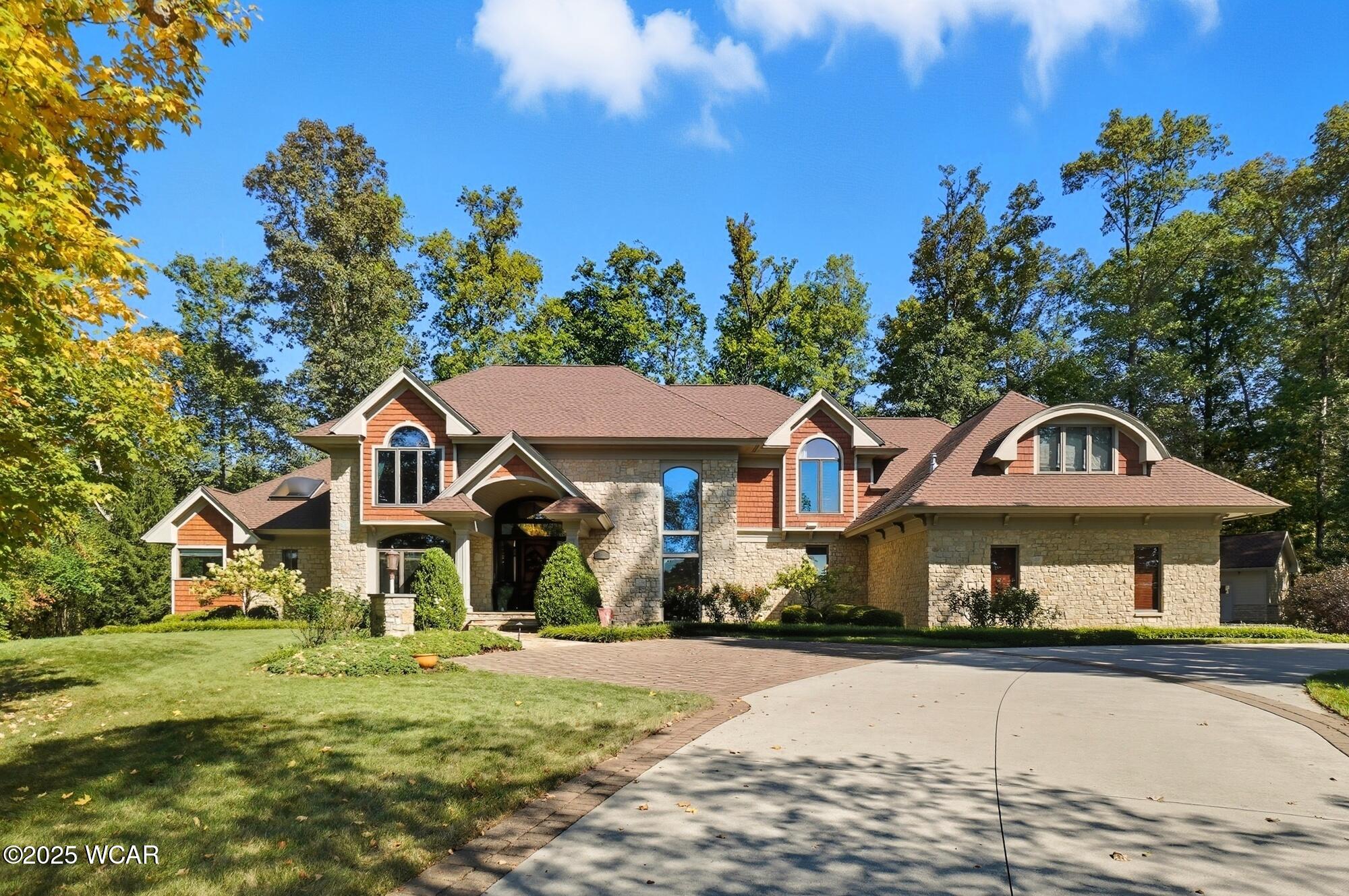 3039 Lakeshore Drive, Lima, Ohio