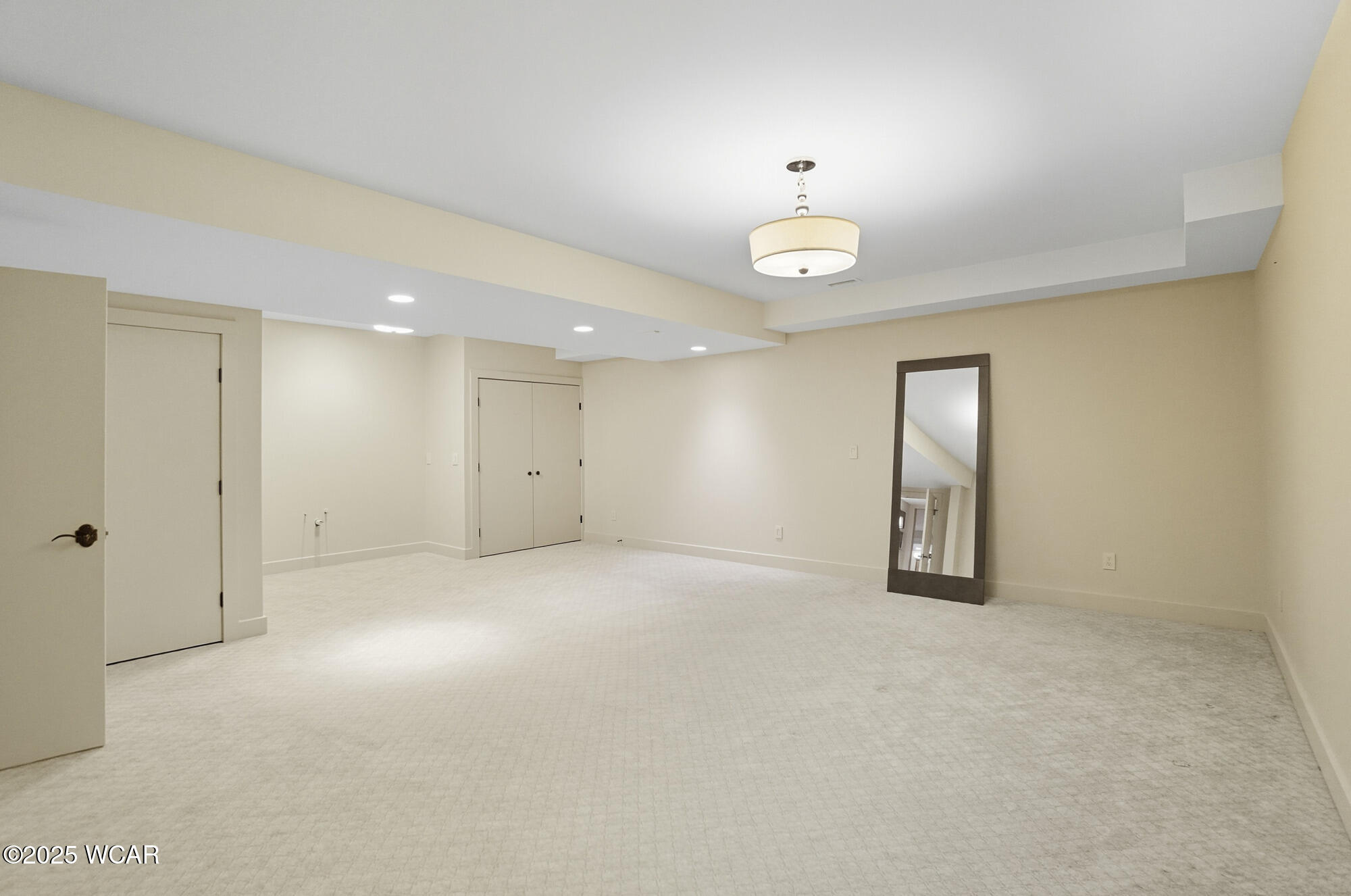 3039 Lakeshore Drive, Lima, Ohio