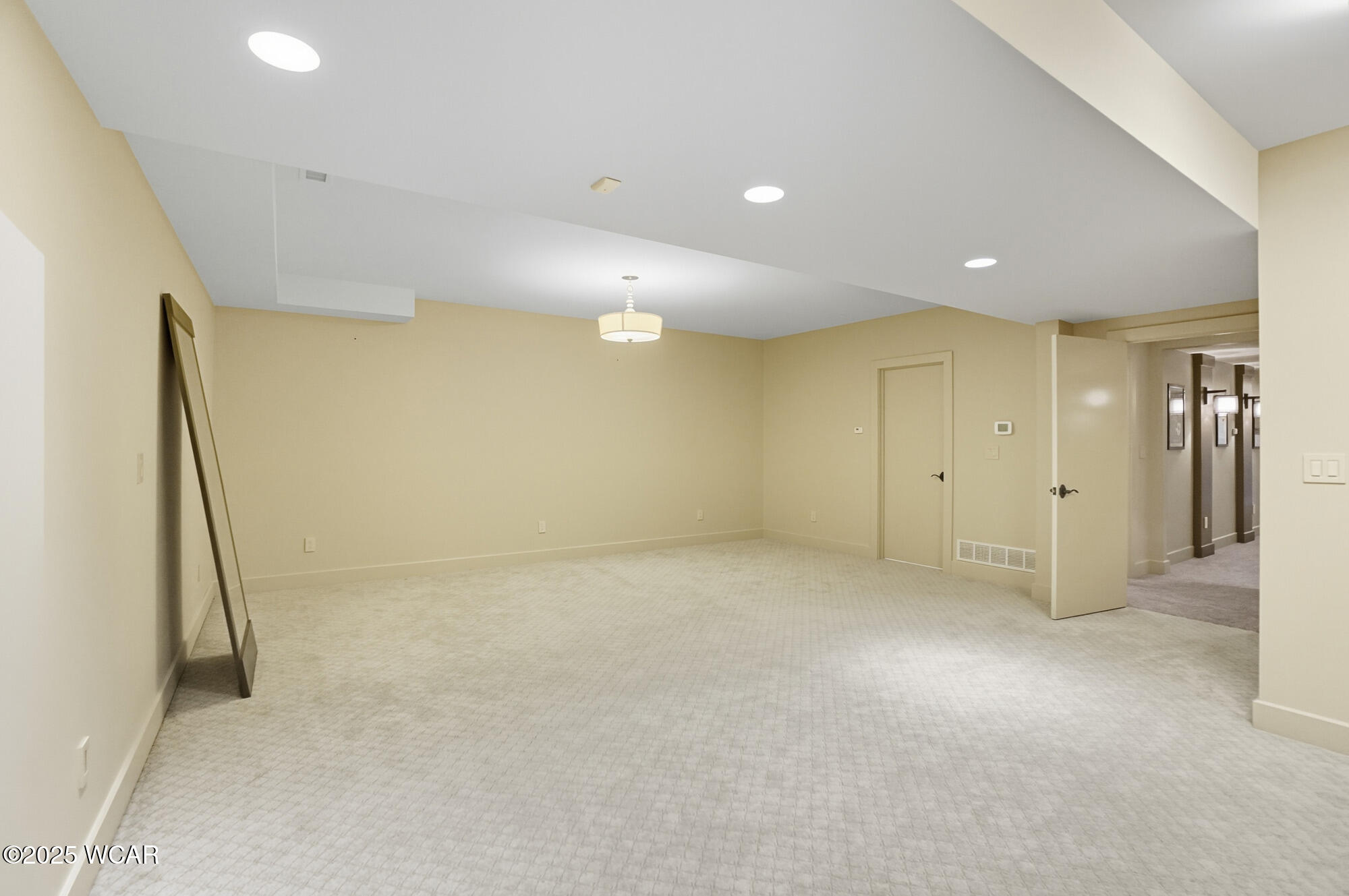 3039 Lakeshore Drive, Lima, Ohio