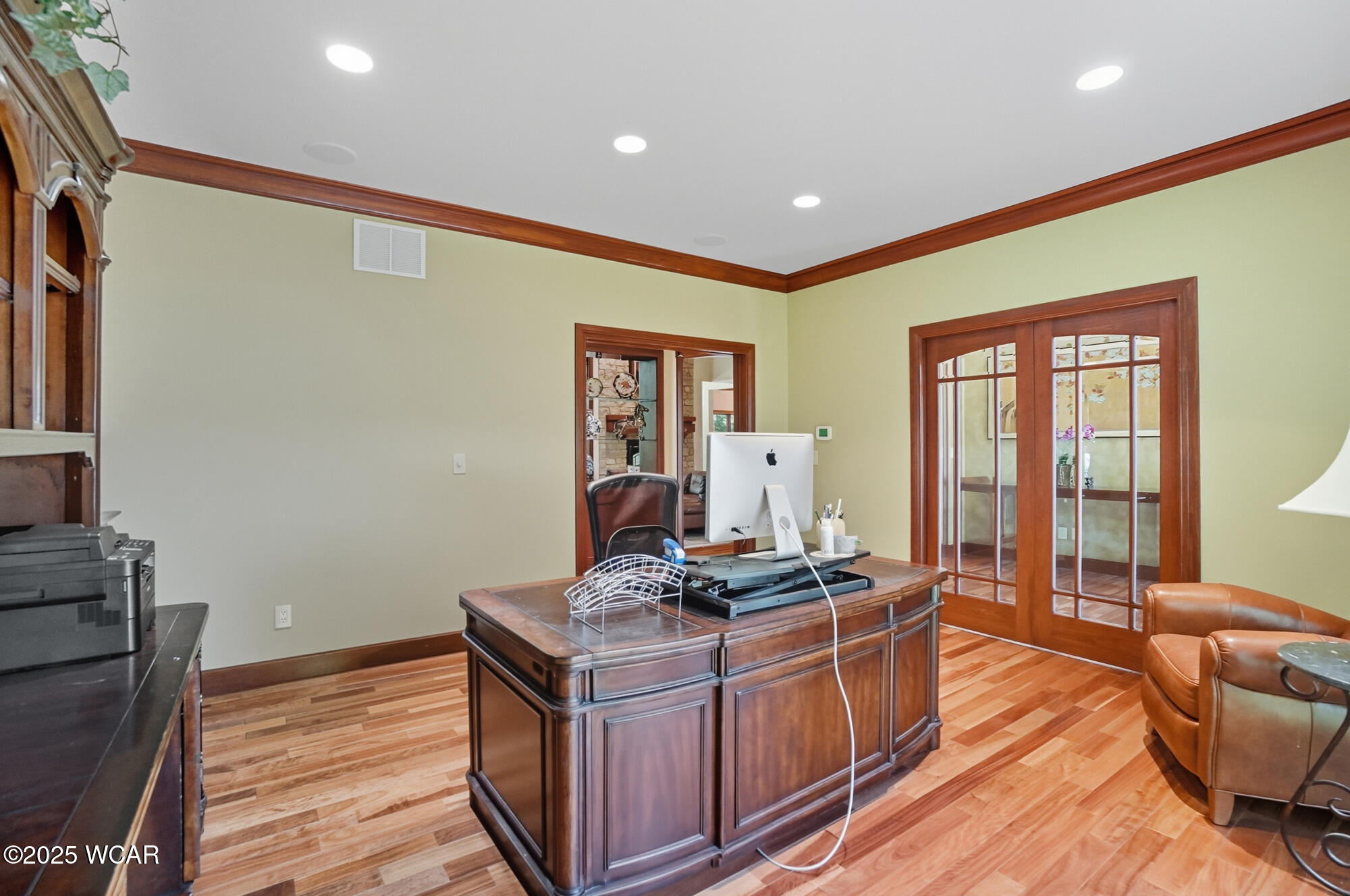 3039 Lakeshore Drive, Lima, Ohio