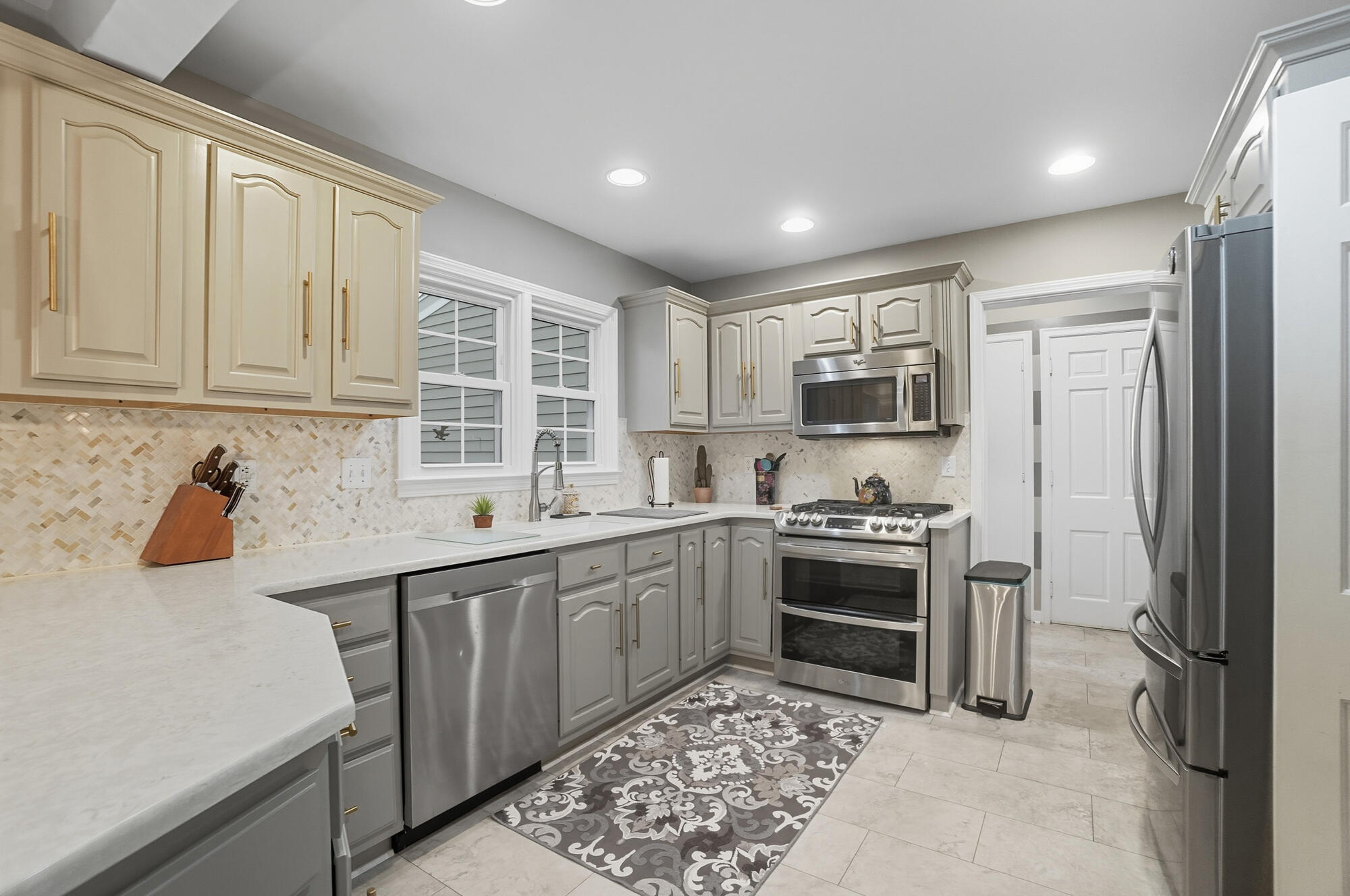 408 Southwood Drive, Springfield, Ohio 45504