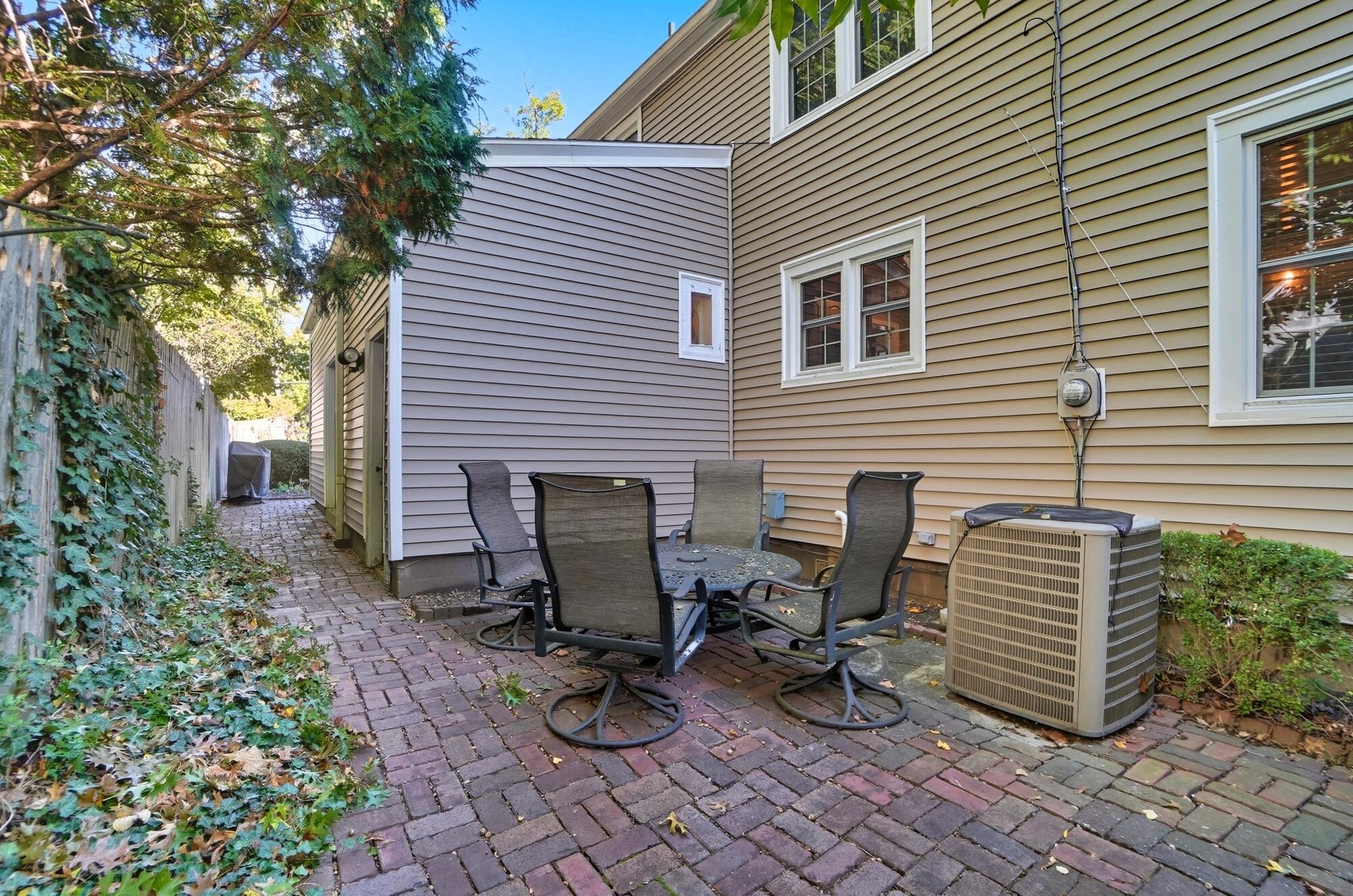 408 Southwood Drive, Springfield, Ohio 45504