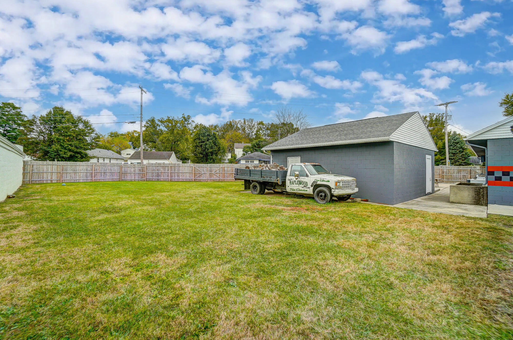 1815 Columbus Avenue, Springfield, Ohio 45503