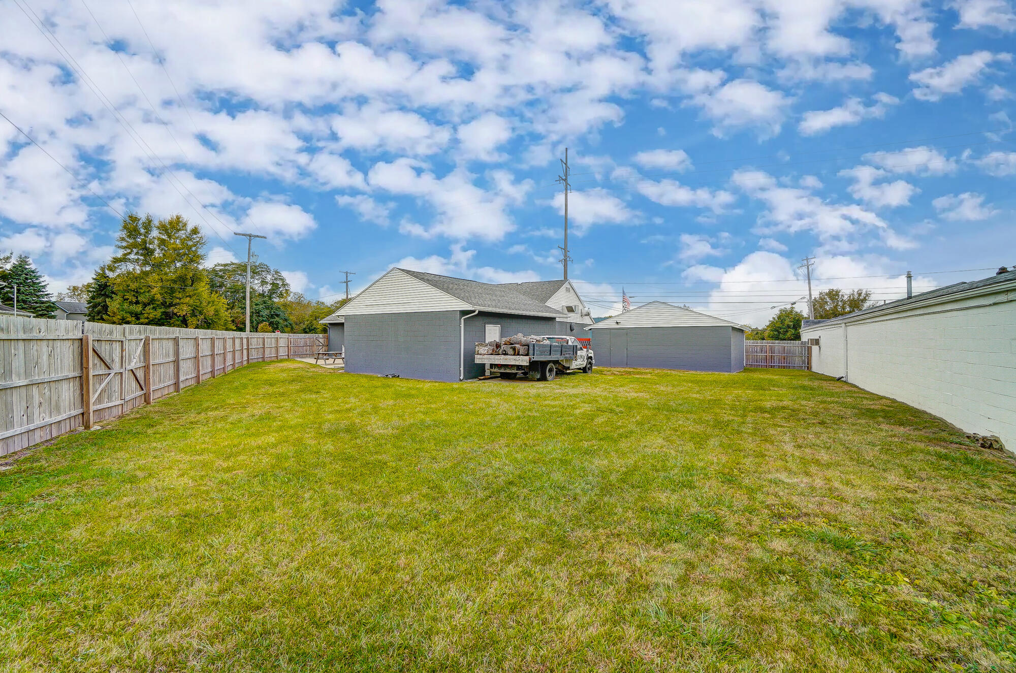 1815 Columbus Avenue, Springfield, Ohio 45503