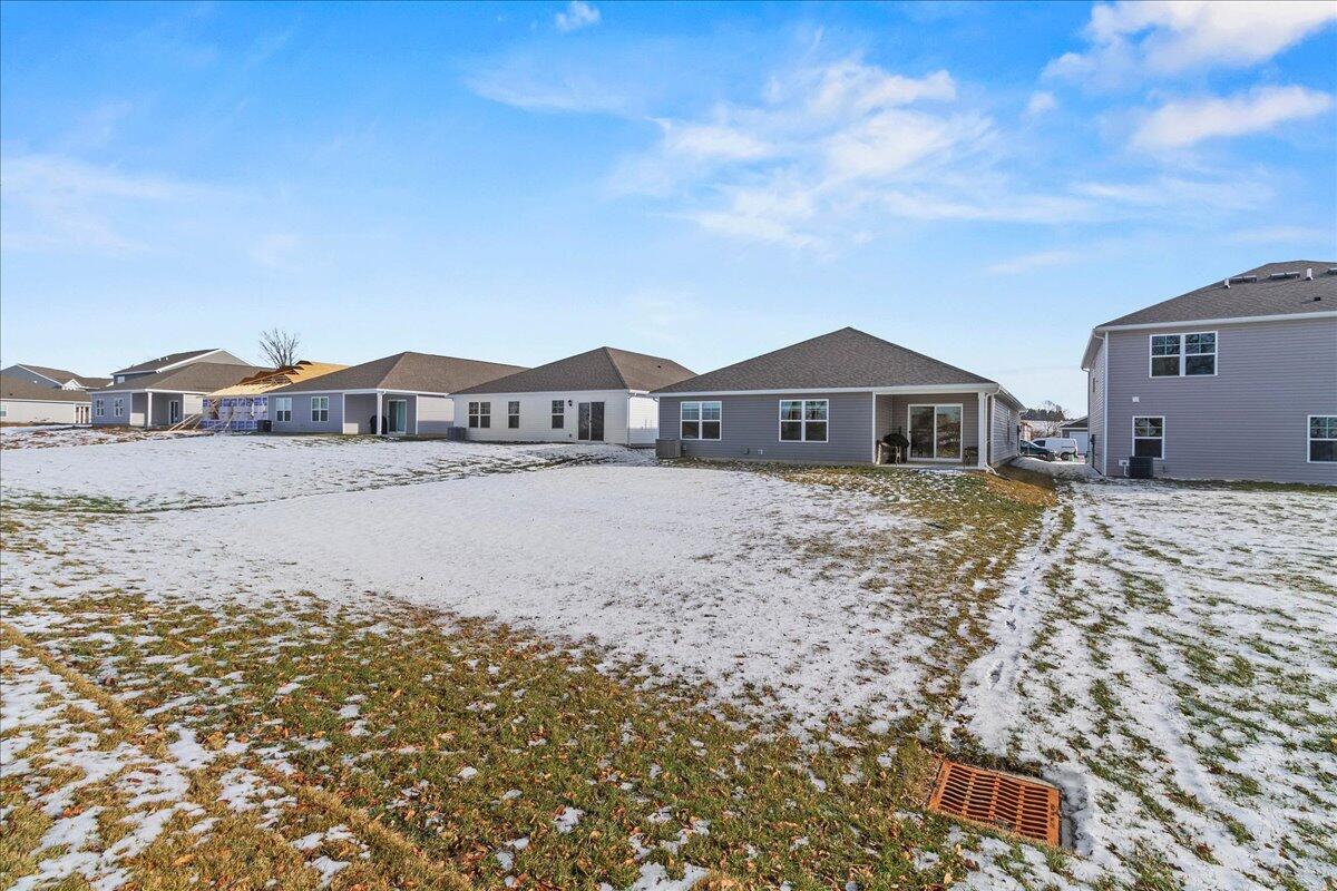 1017 Sherwood, Bellefontaine, Ohio 43311