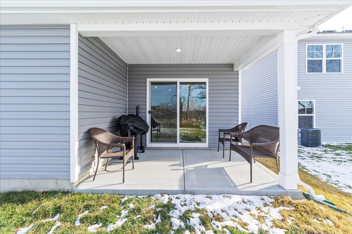 1017 Sherwood, Bellefontaine, Ohio 43311