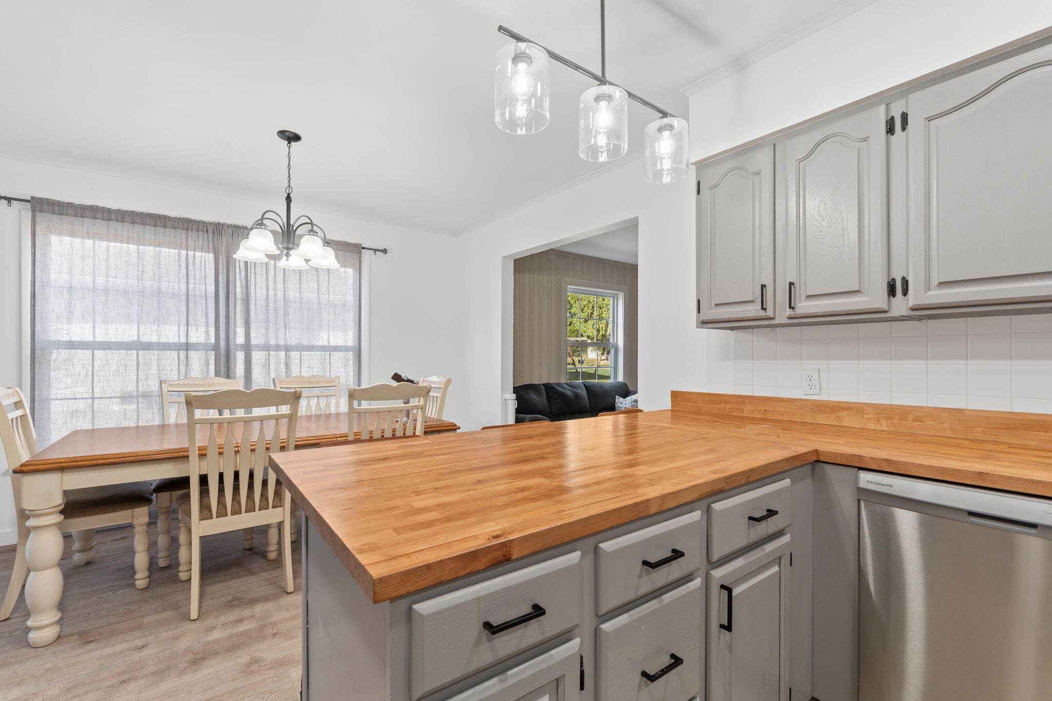 12160 Pamela Drive, Kenton, Ohio 43326