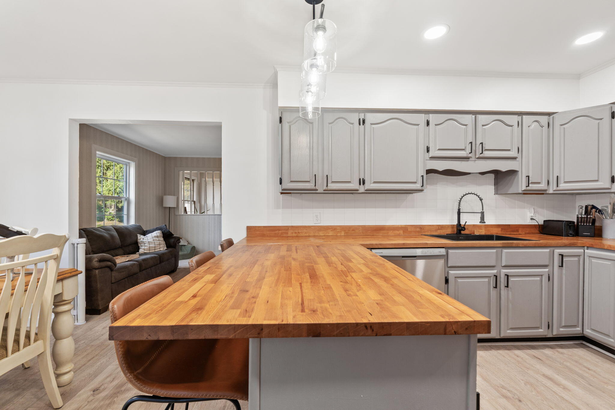 12160 Pamela Drive, Kenton, Ohio 43326