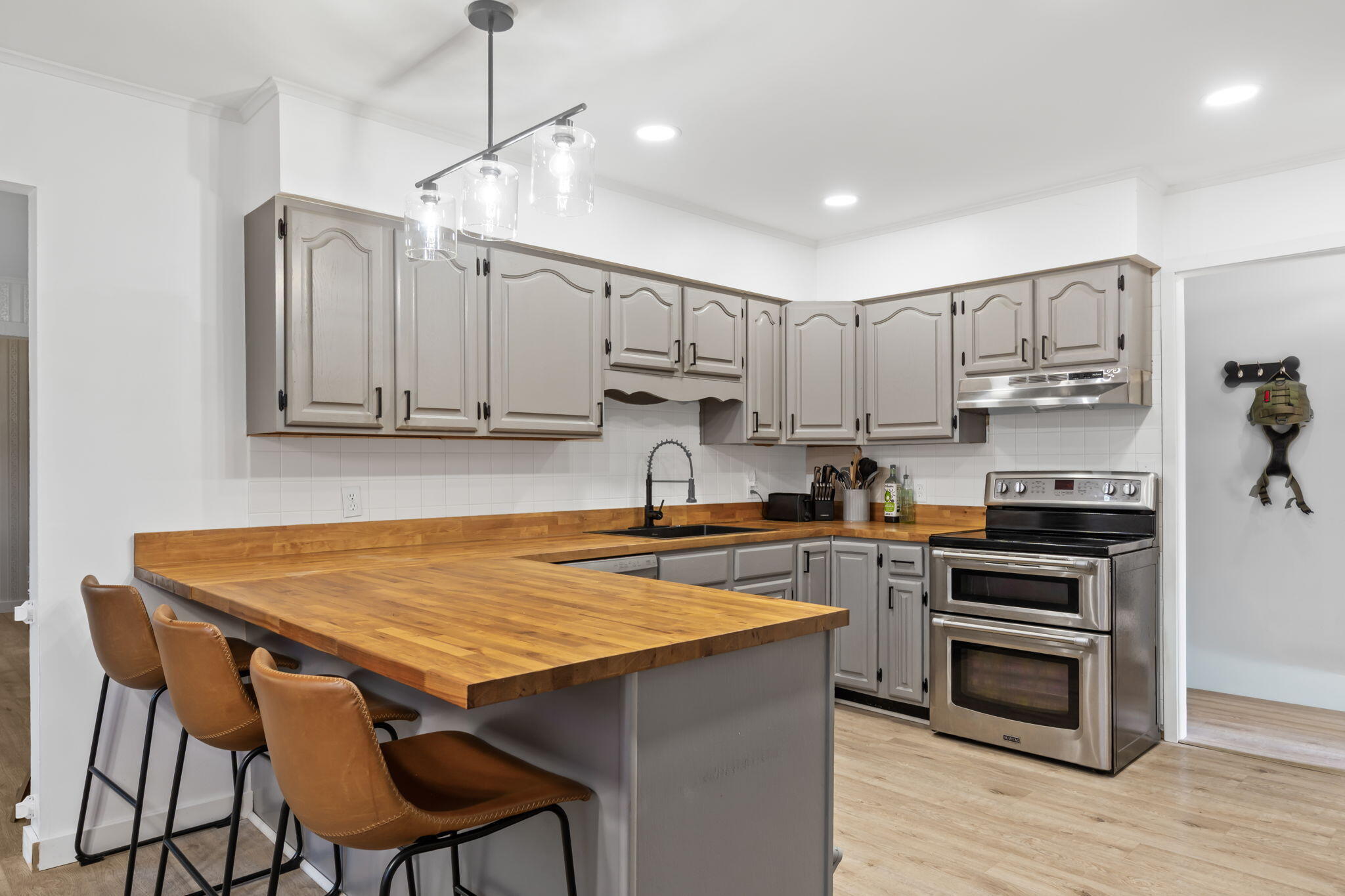 12160 Pamela Drive, Kenton, Ohio 43326