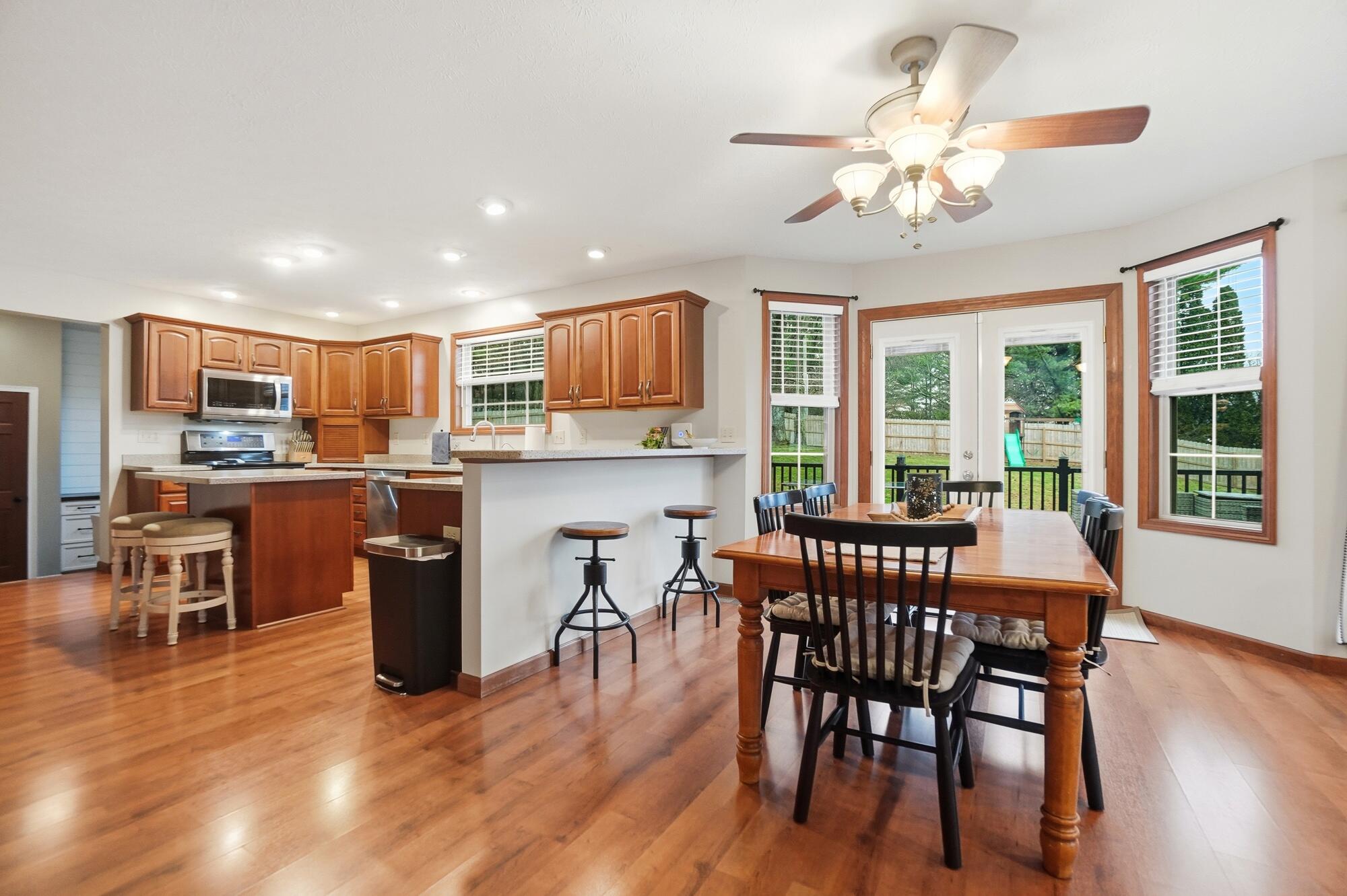 465 Carillion Drive, Springfield, Ohio 45503