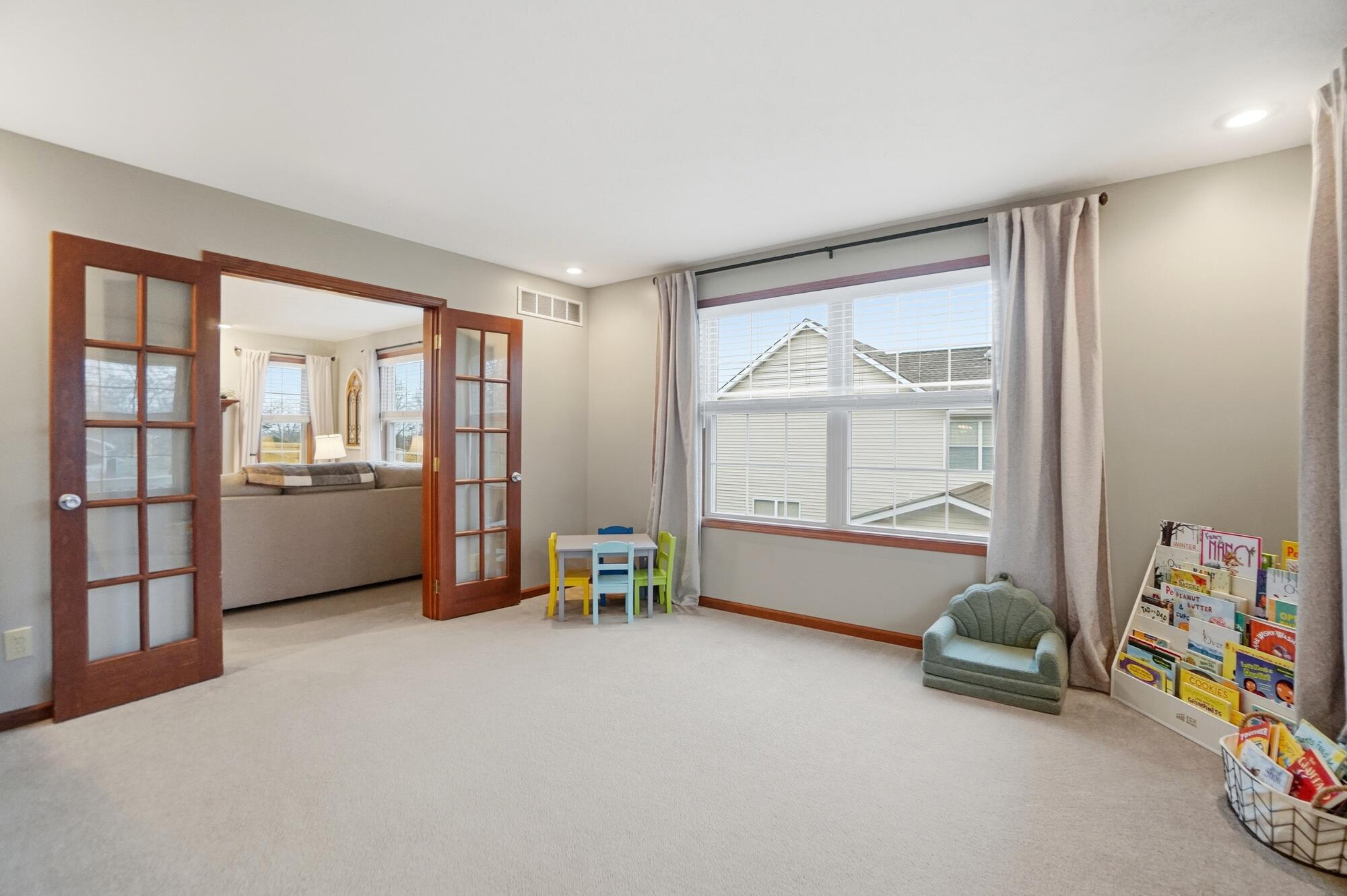 465 Carillion Drive, Springfield, Ohio 45503