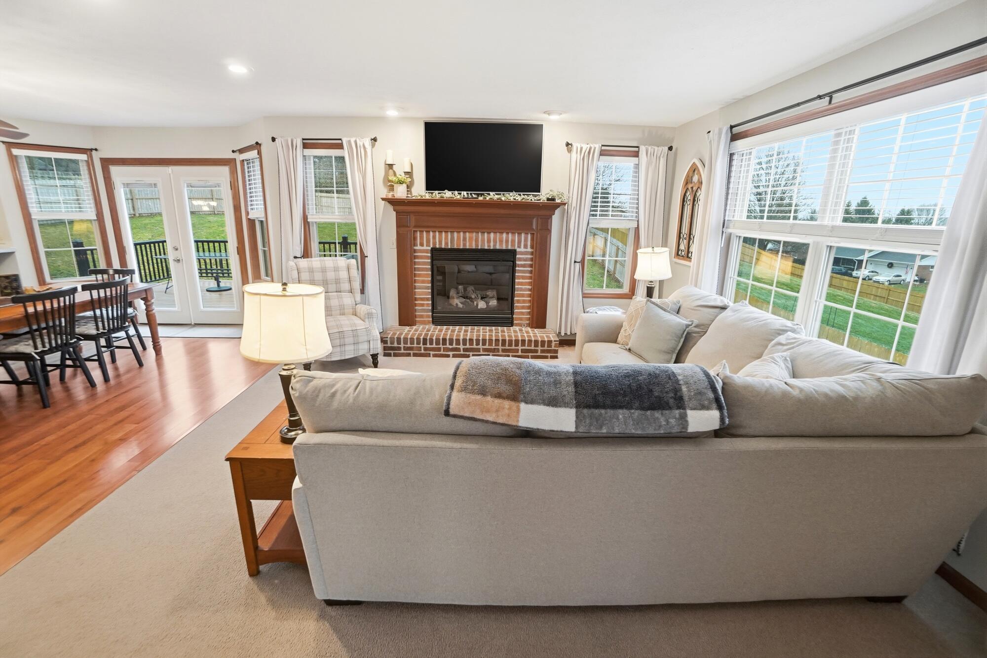 465 Carillion Drive, Springfield, Ohio 45503