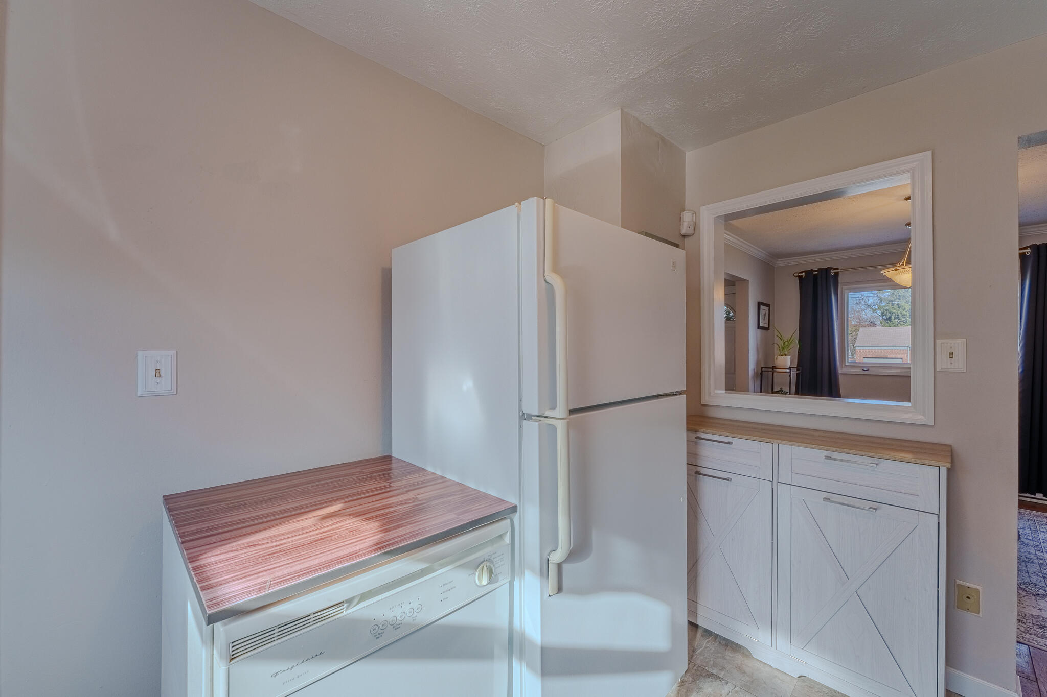 308 Dorothy Lane, Kettering, Ohio 45419