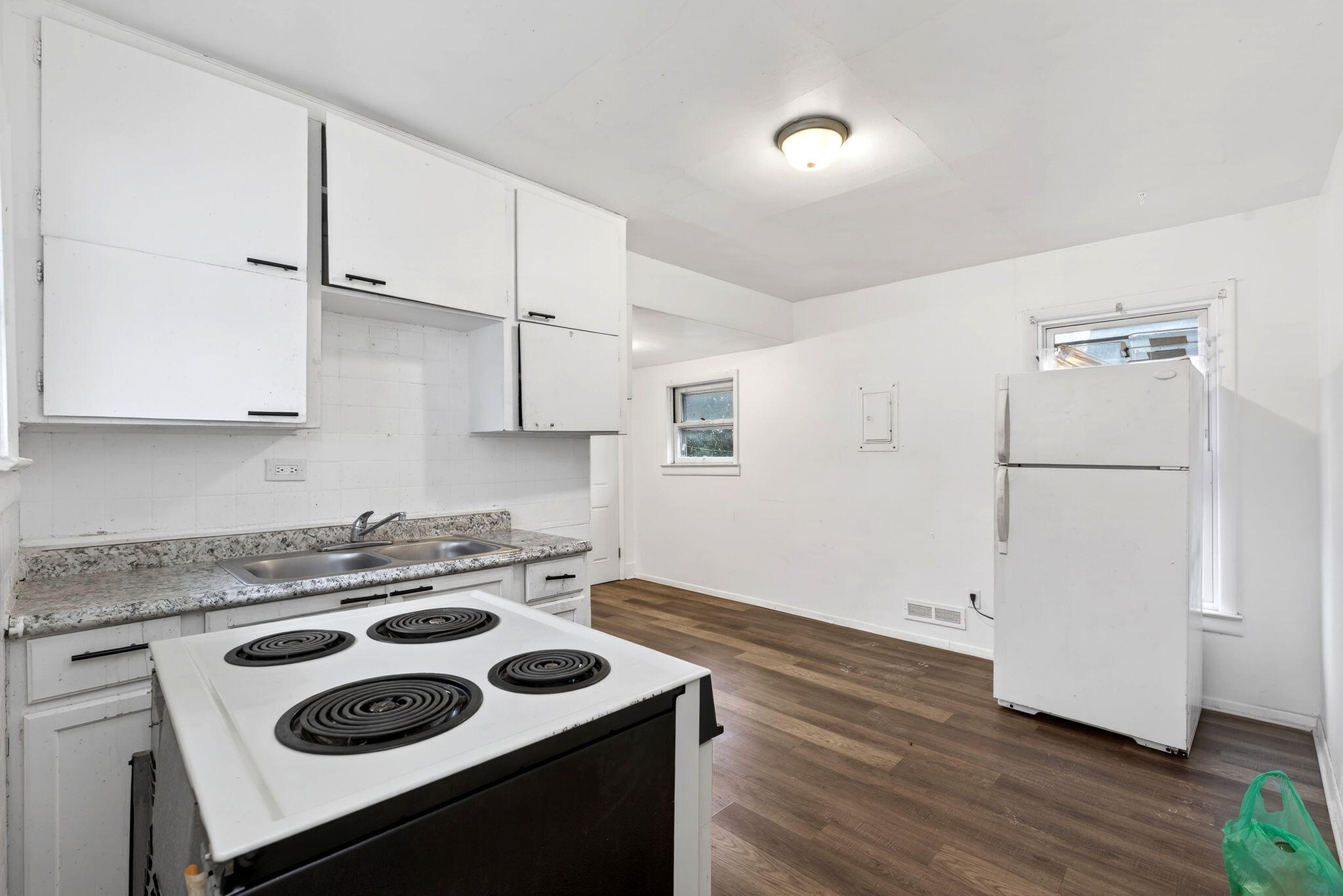 1202 Clifton Avenue, Springfield, Ohio 45505