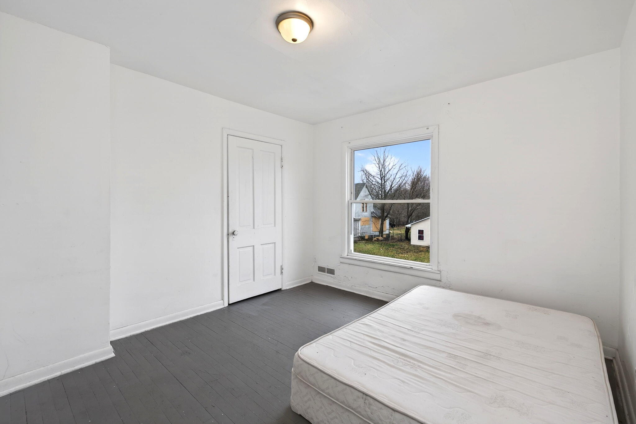 1202 Clifton Avenue, Springfield, Ohio 45505