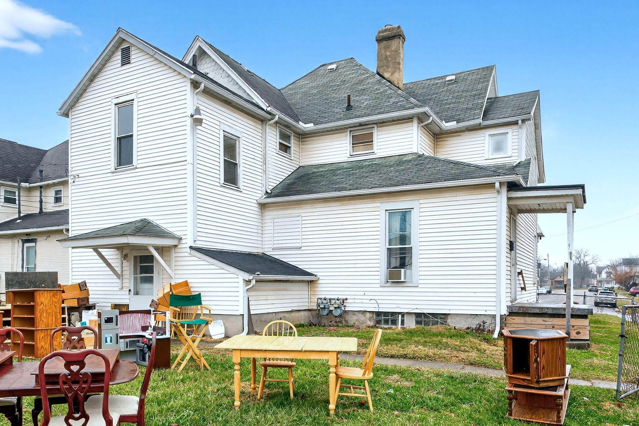 1202 Clifton Avenue, Springfield, Ohio 45505