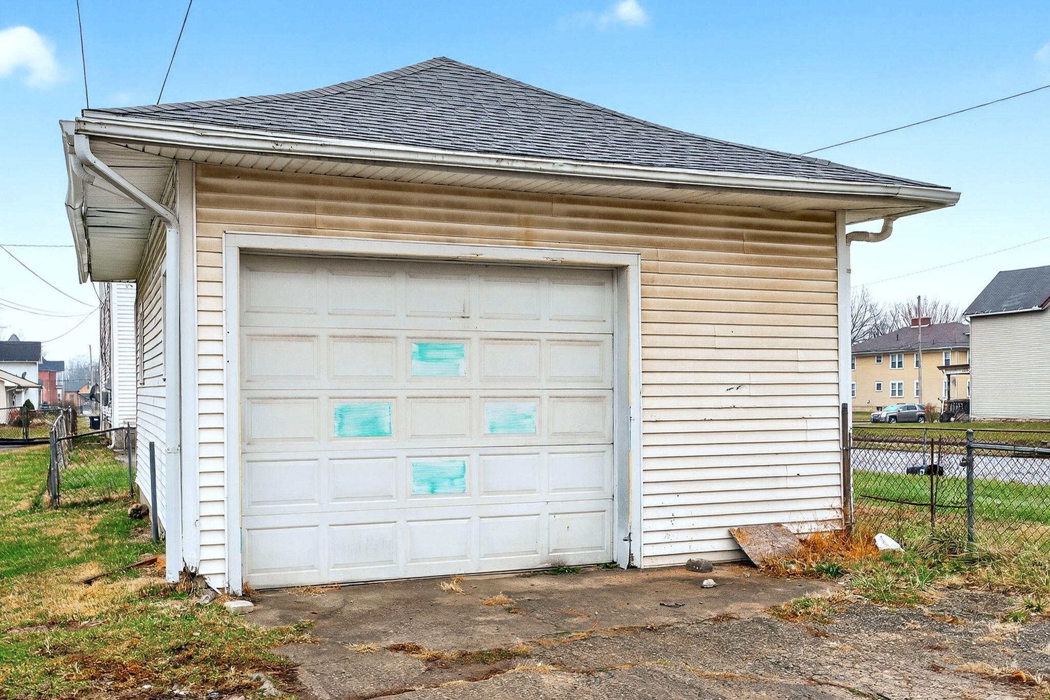 1202 Clifton Avenue, Springfield, Ohio 45505