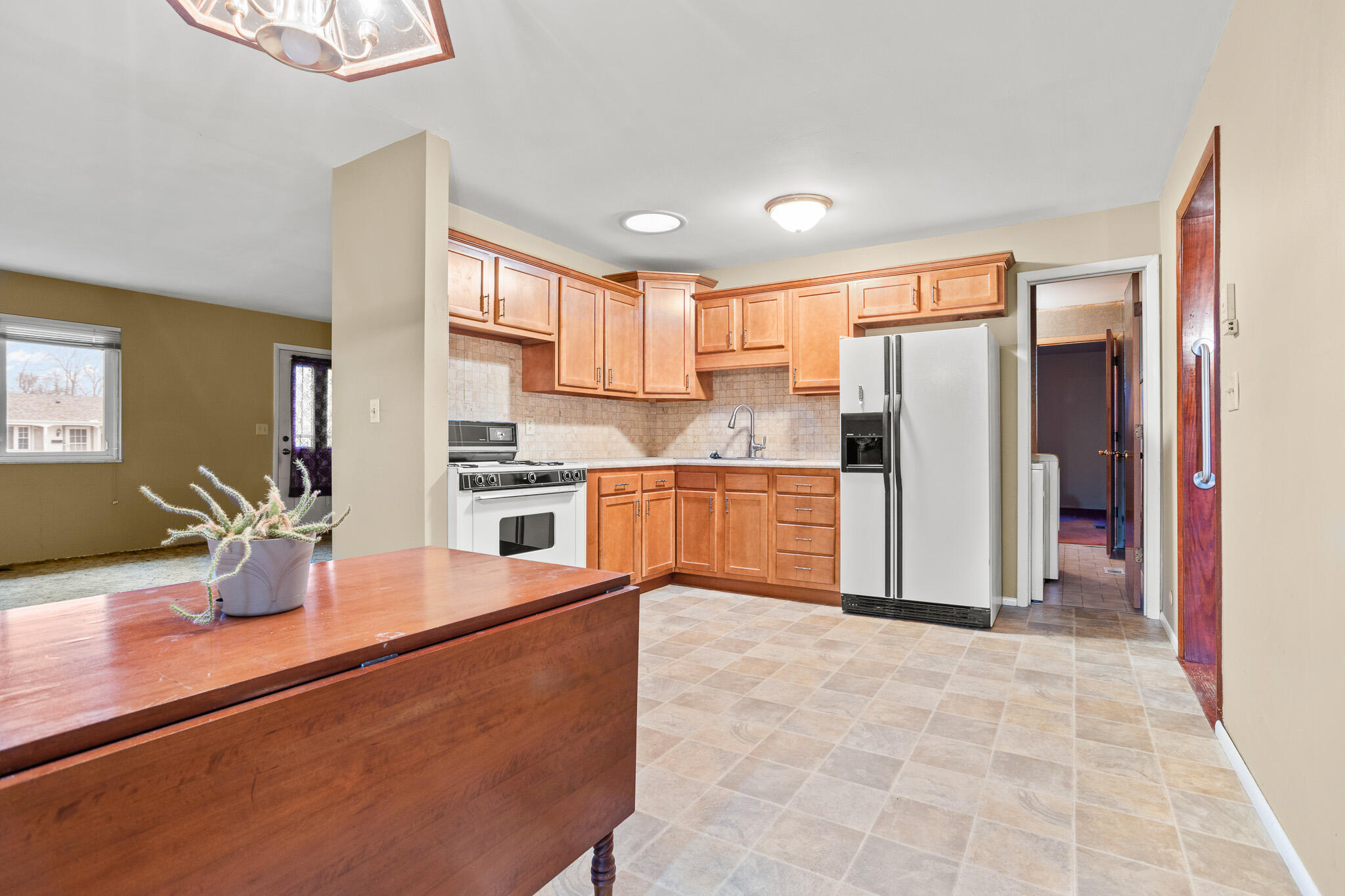 1133 Lee Road, Troy, Ohio 45373