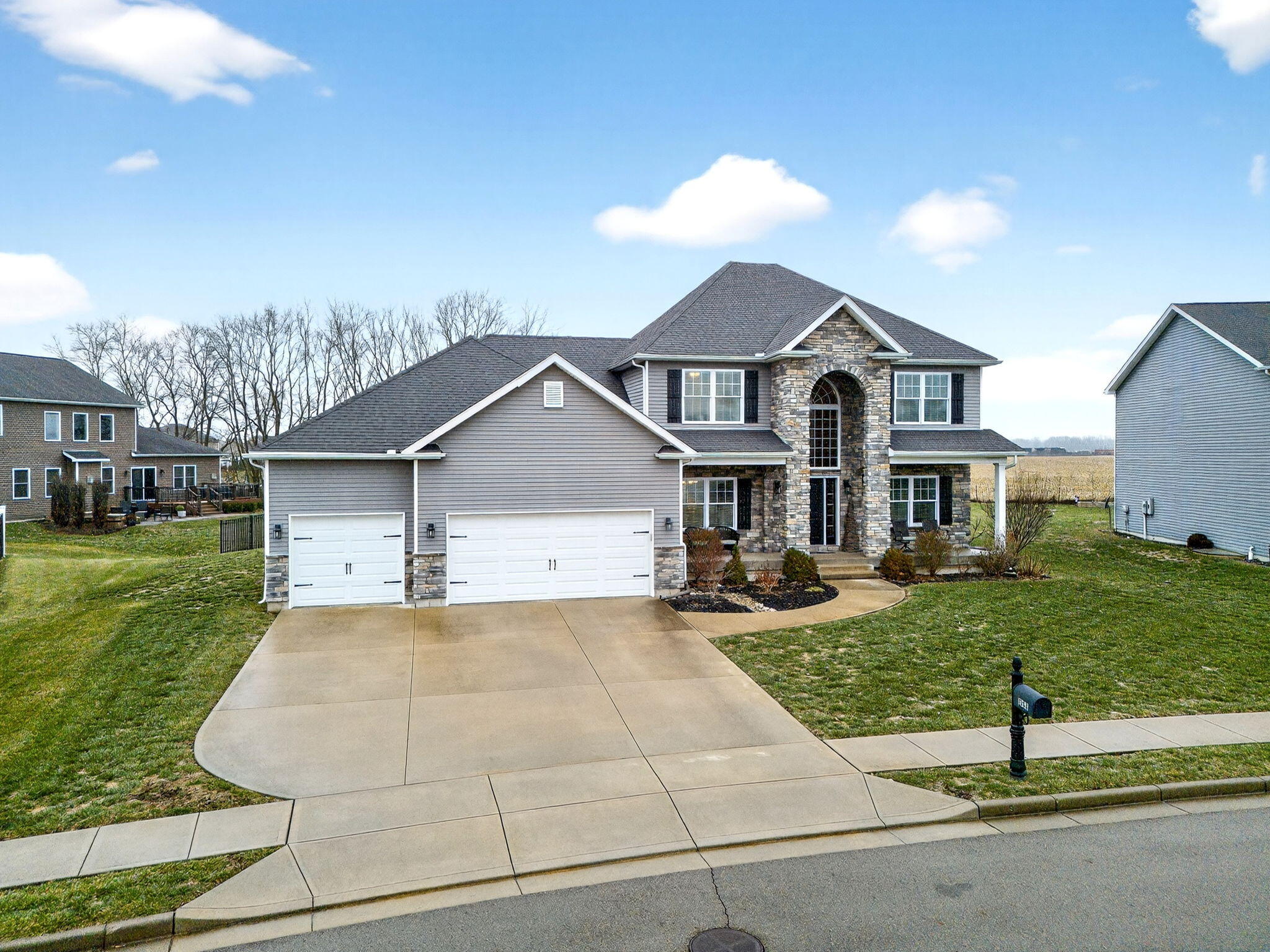 1008 Haverhill Drive, Troy, Ohio 45373