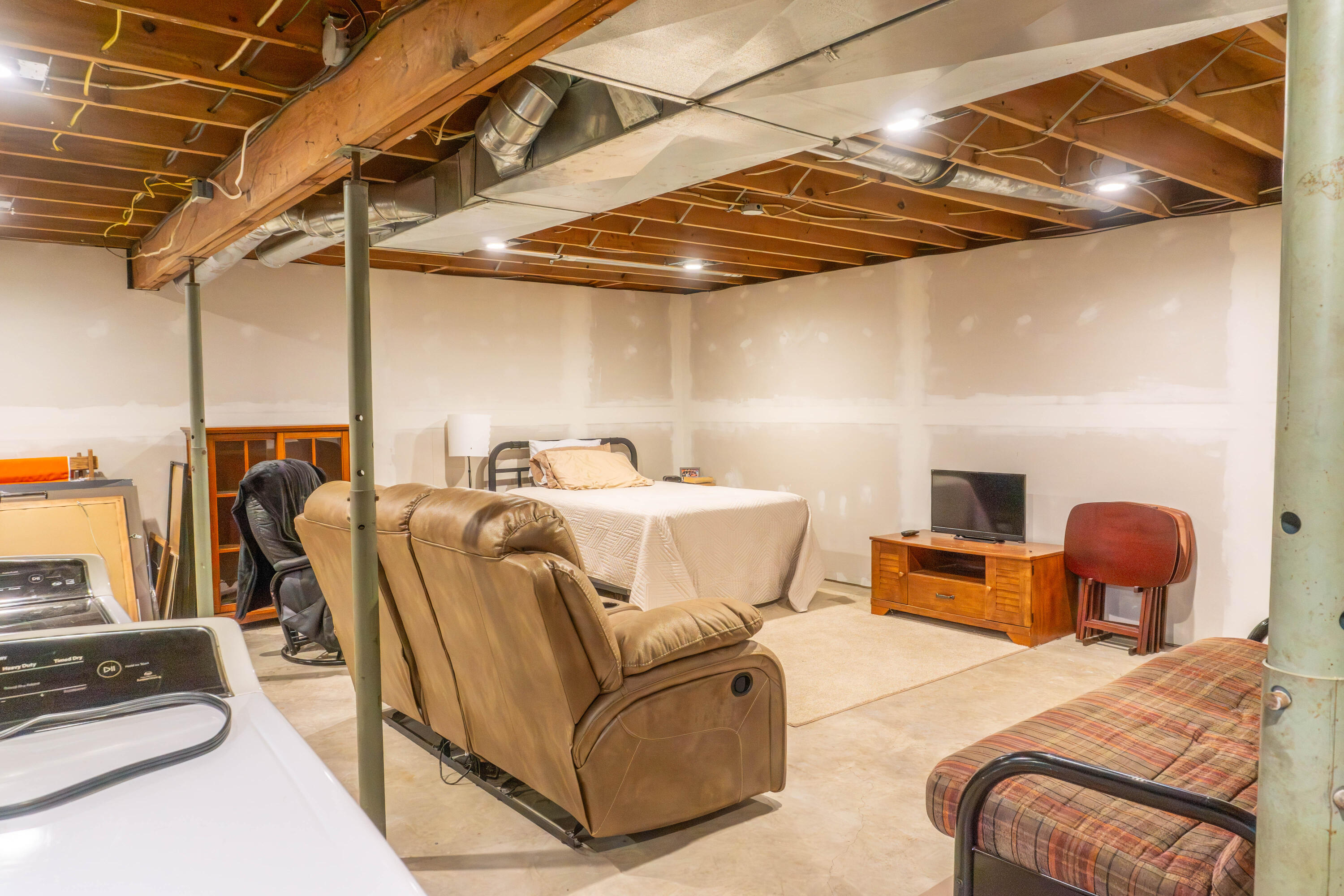 4444 Willowdale Road, Springfield, Ohio 45502