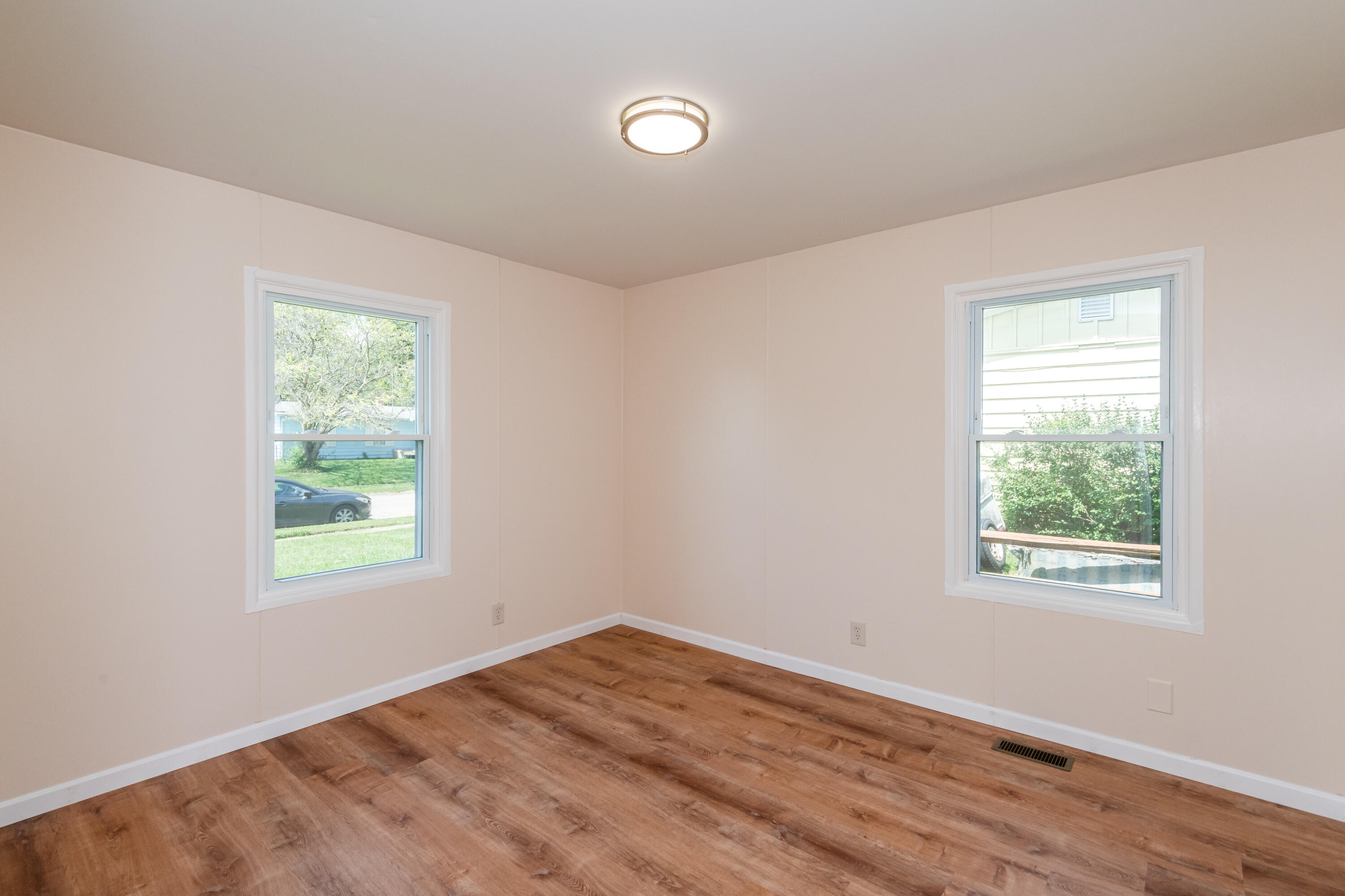 842 Edgewick Road, New Carlisle, Ohio 45344