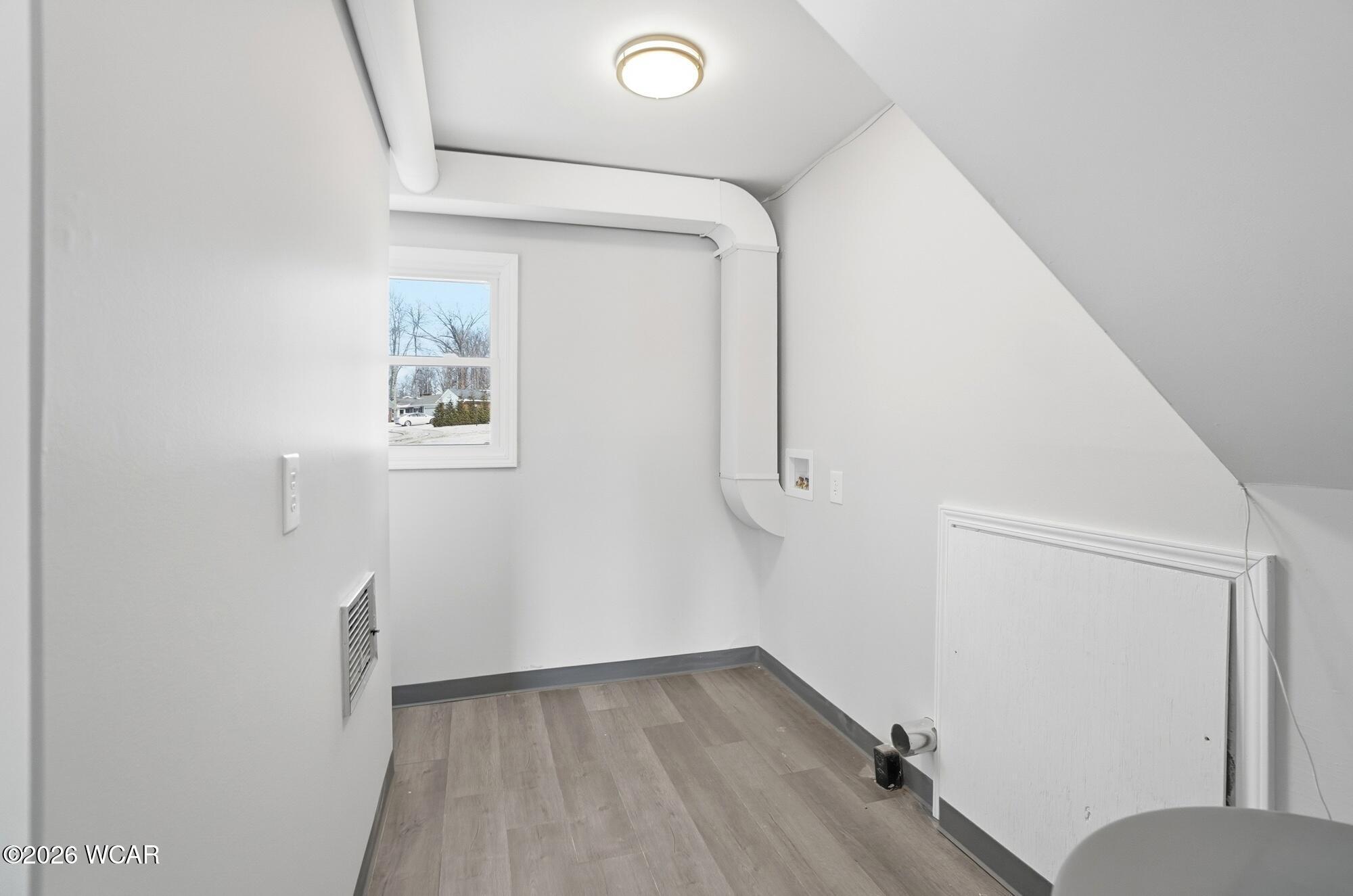 108 Valley Way, Lima, Ohio