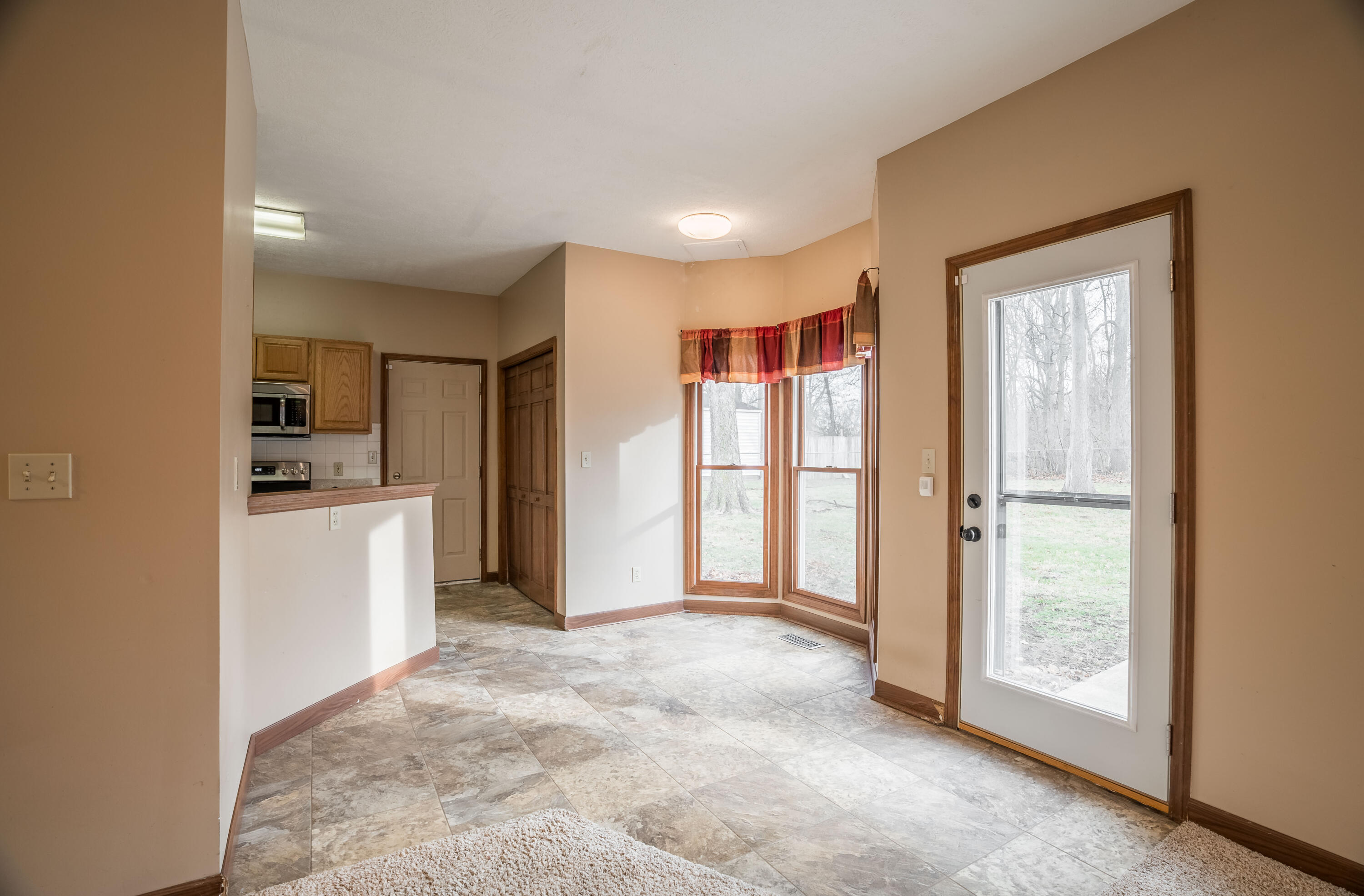 283 Riverside Drive, Troy, Ohio 45373