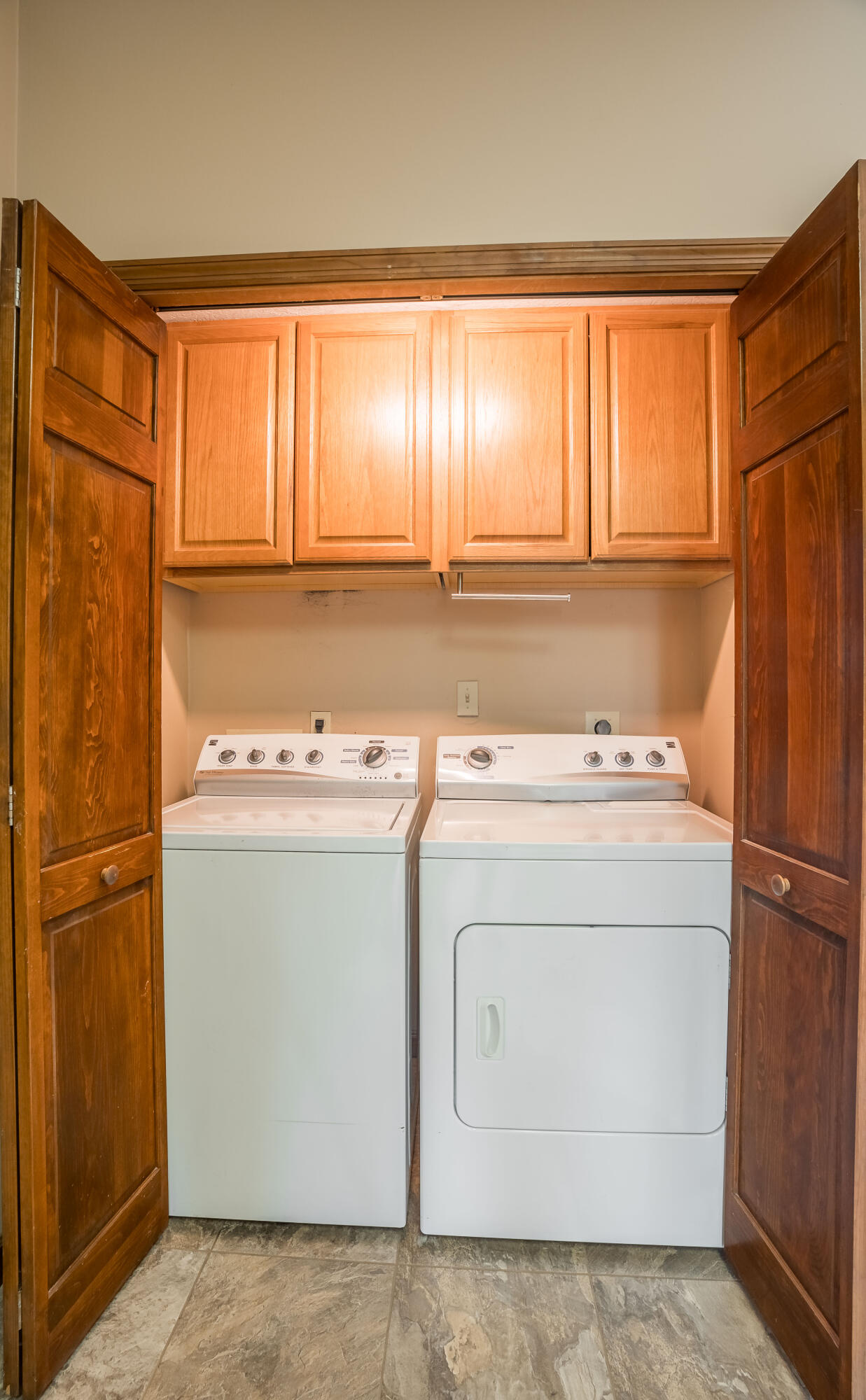 283 Riverside Drive, Troy, Ohio 45373