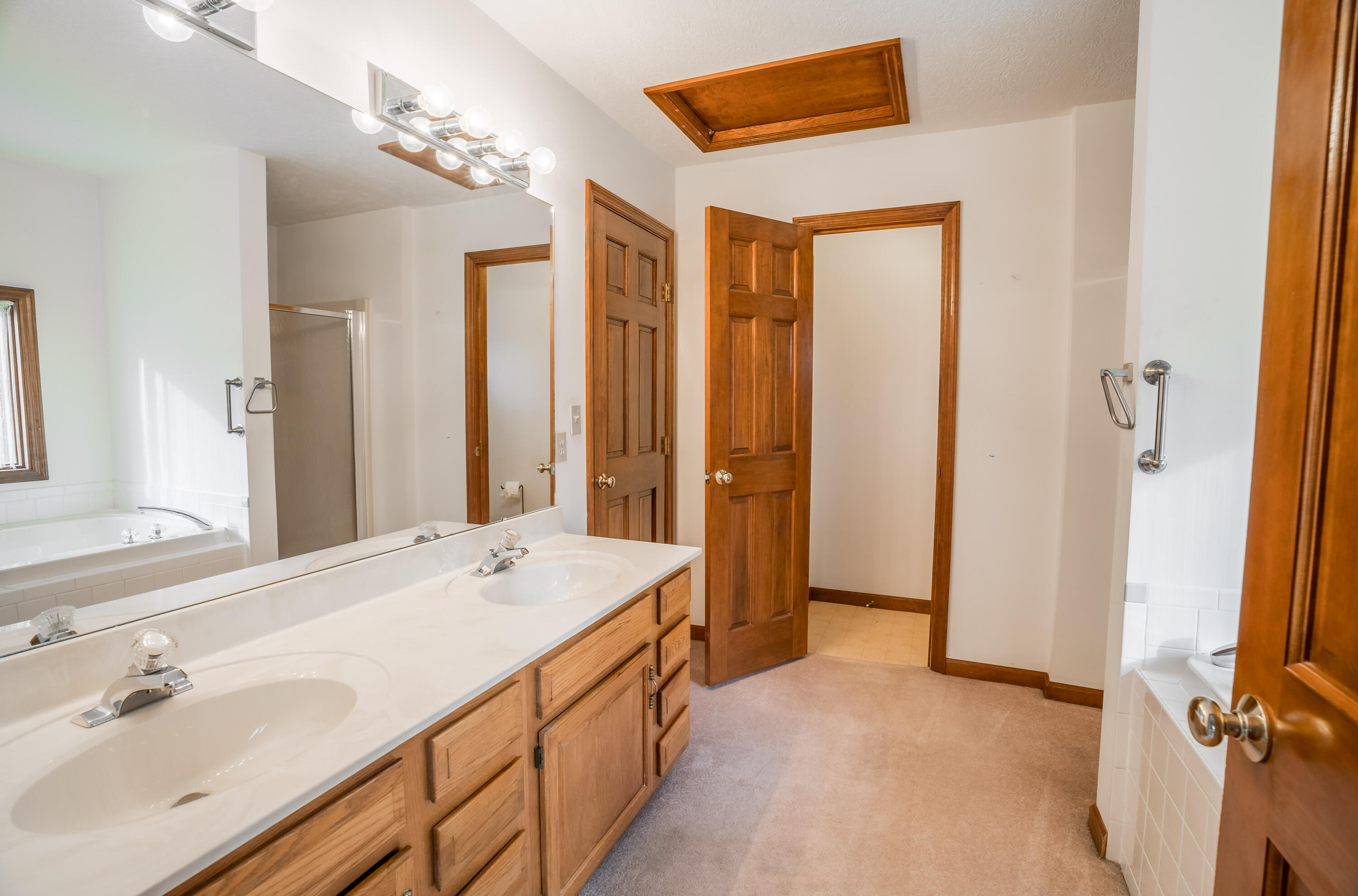 283 Riverside Drive, Troy, Ohio 45373