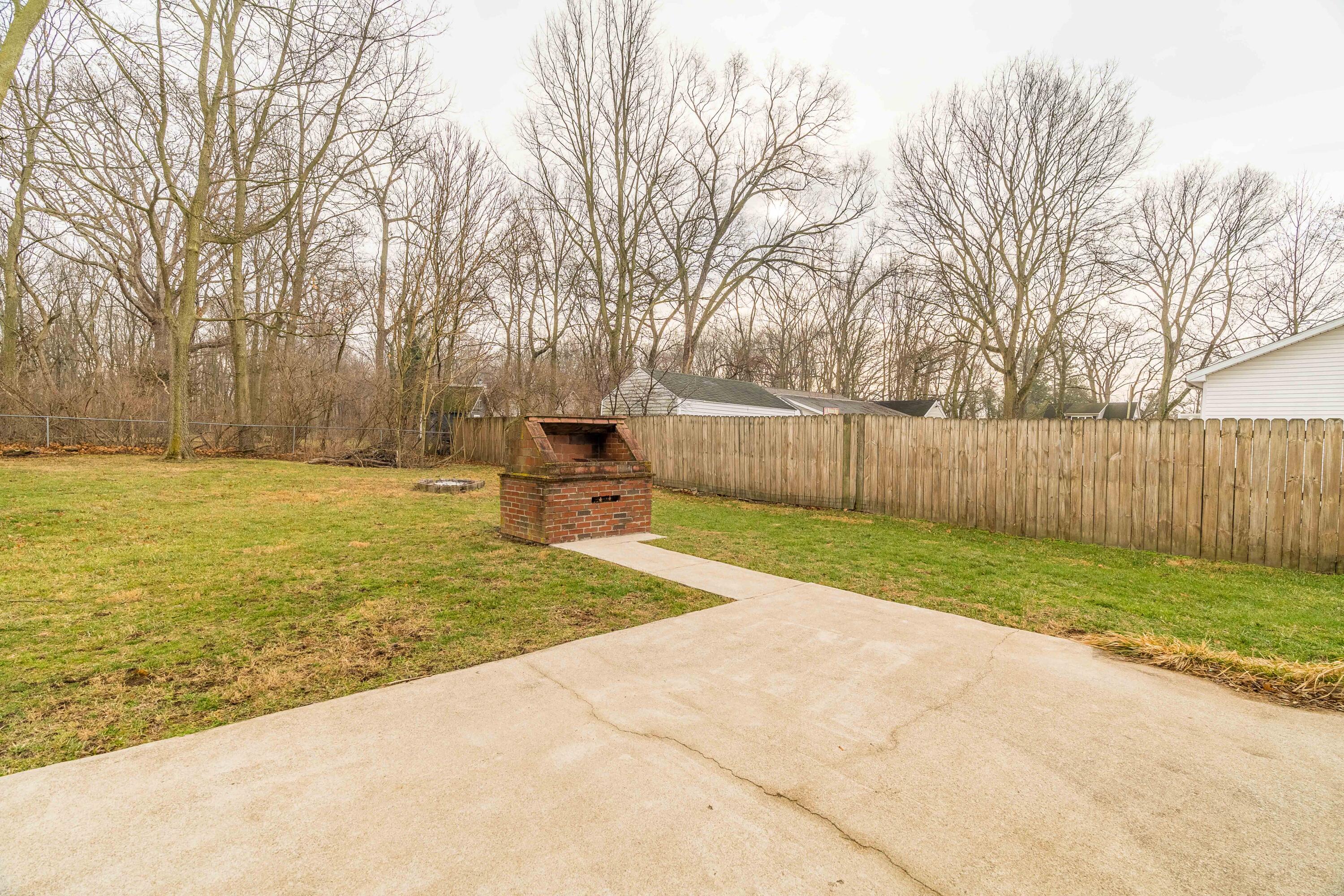 283 Riverside Drive, Troy, Ohio 45373