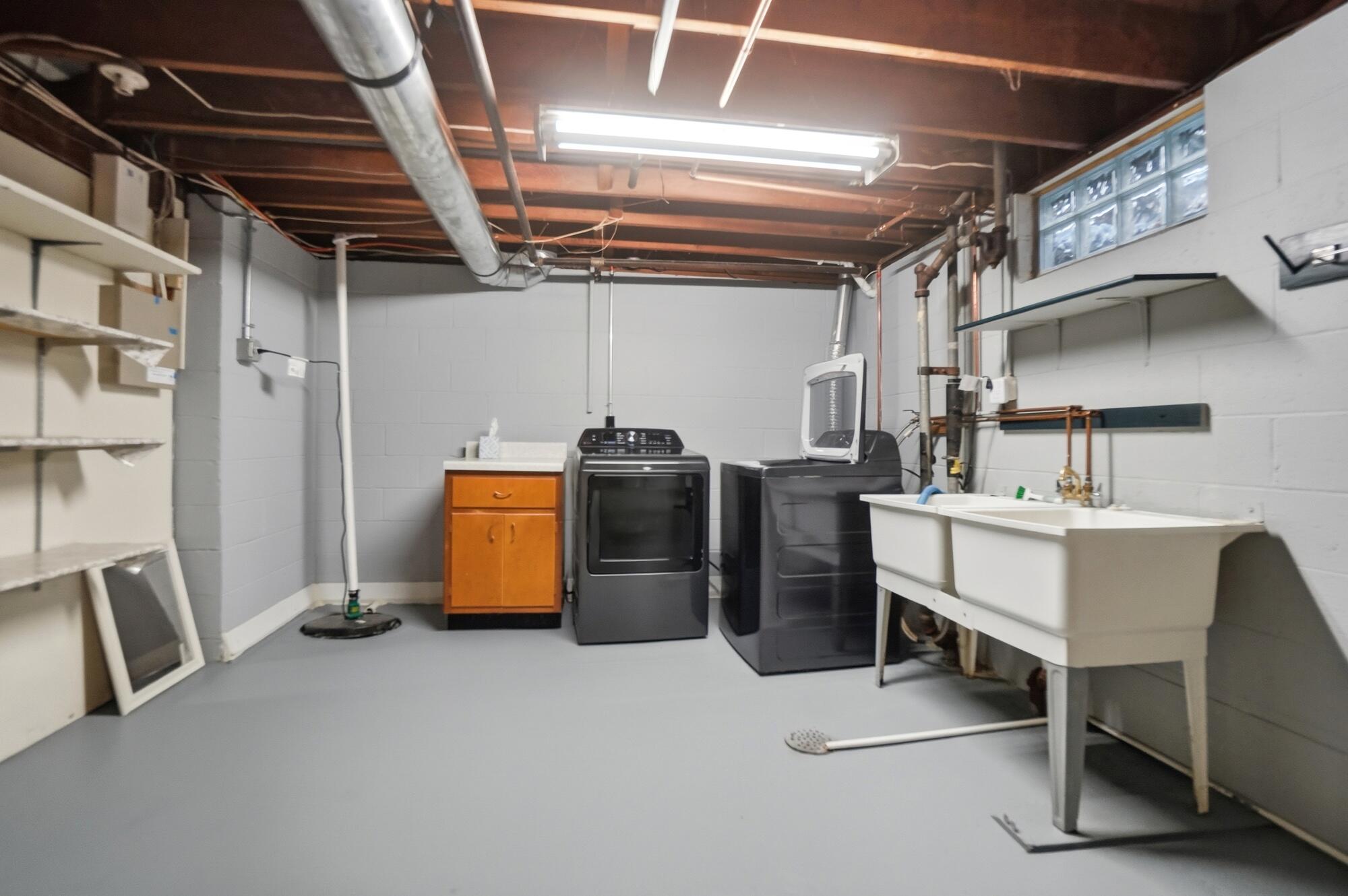 232 Ardmore Road, Springfield, Ohio 45504