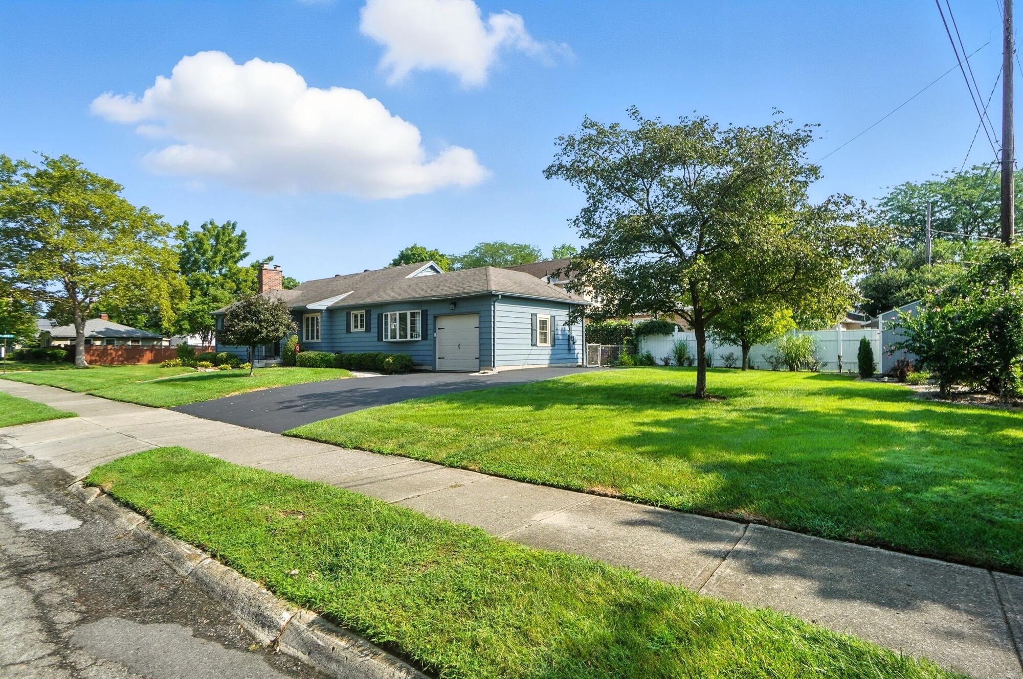 232 Ardmore Road, Springfield, Ohio 45504