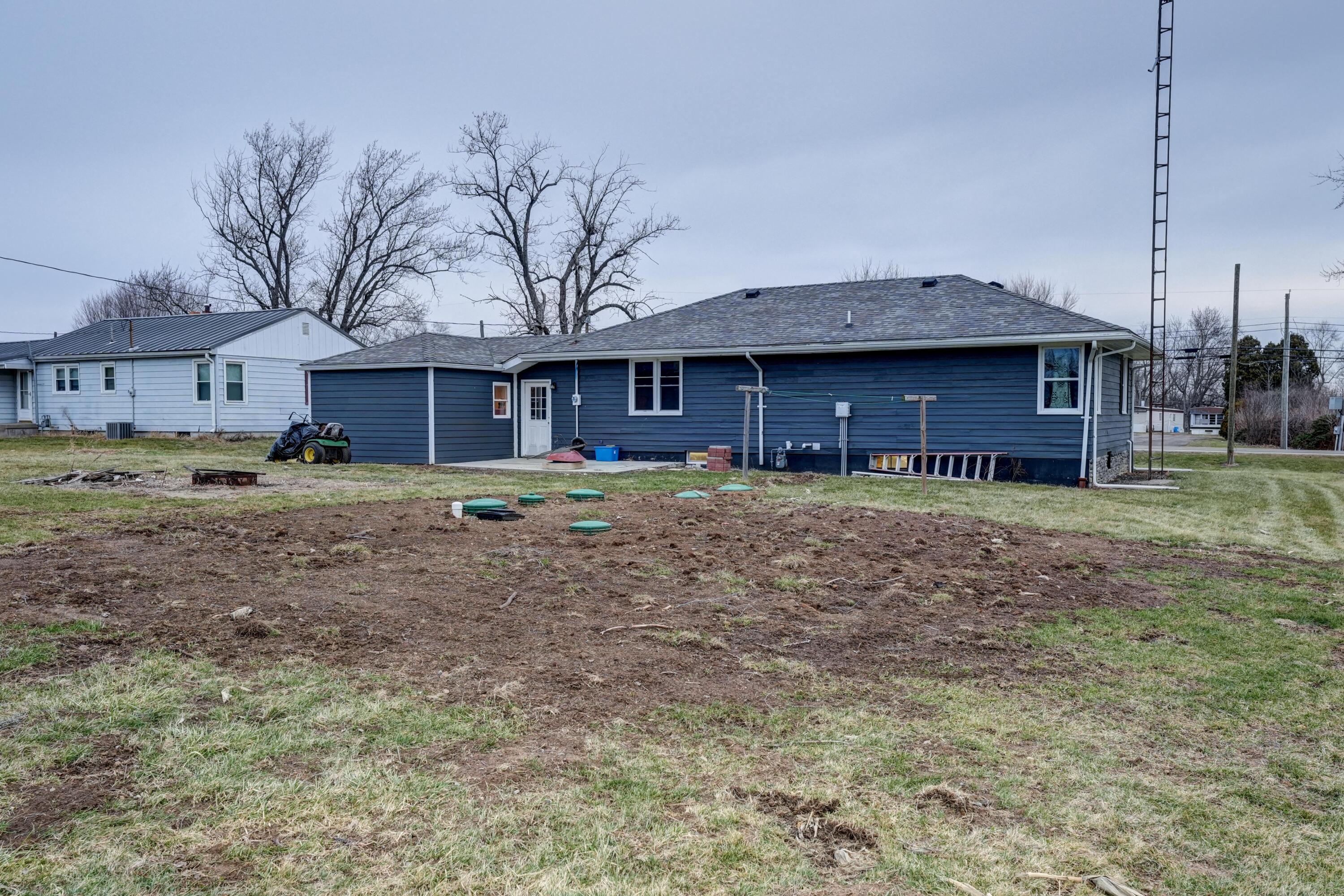 477 State Route 571, Union City, Ohio 45390