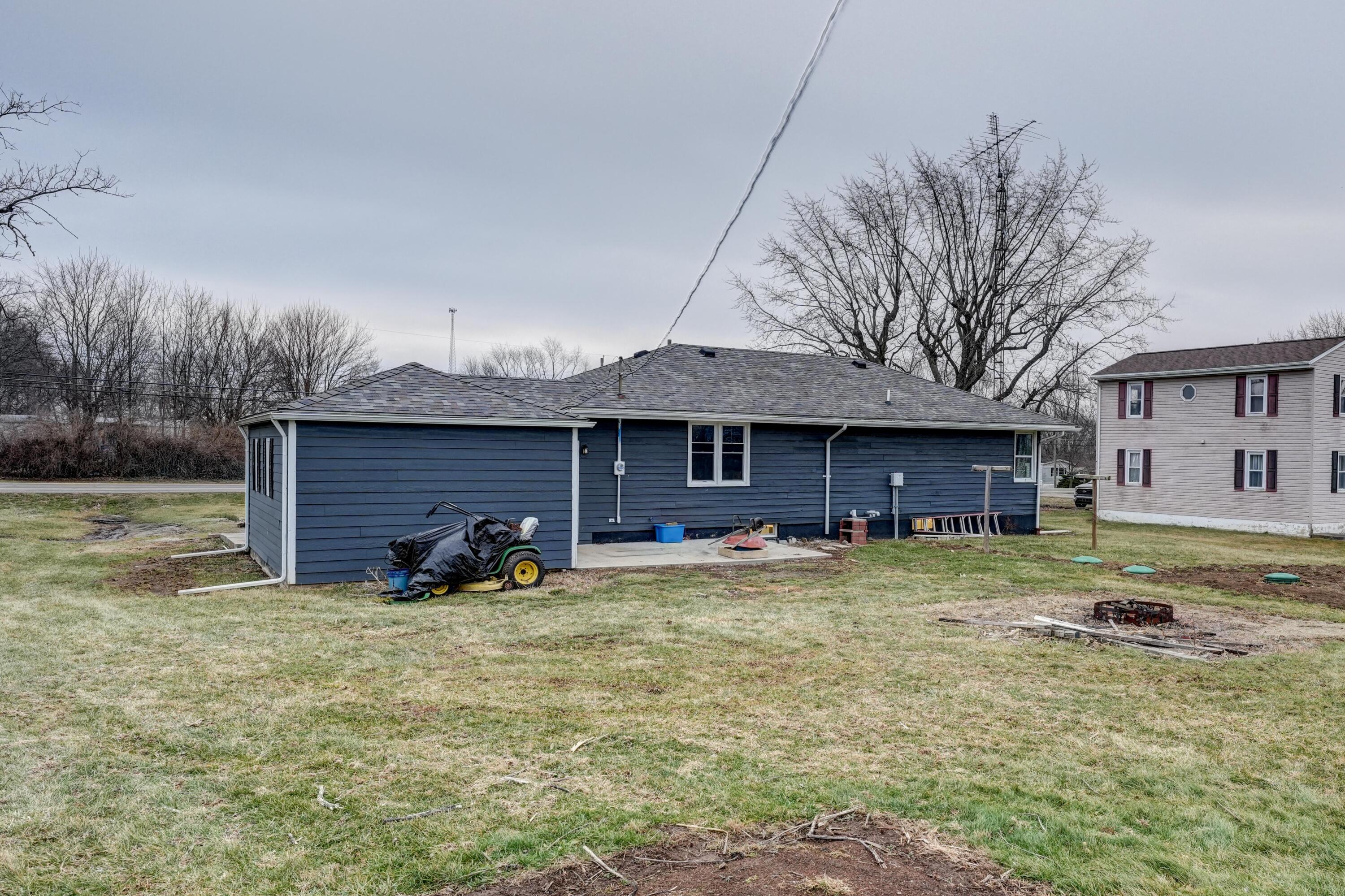 477 State Route 571, Union City, Ohio 45390