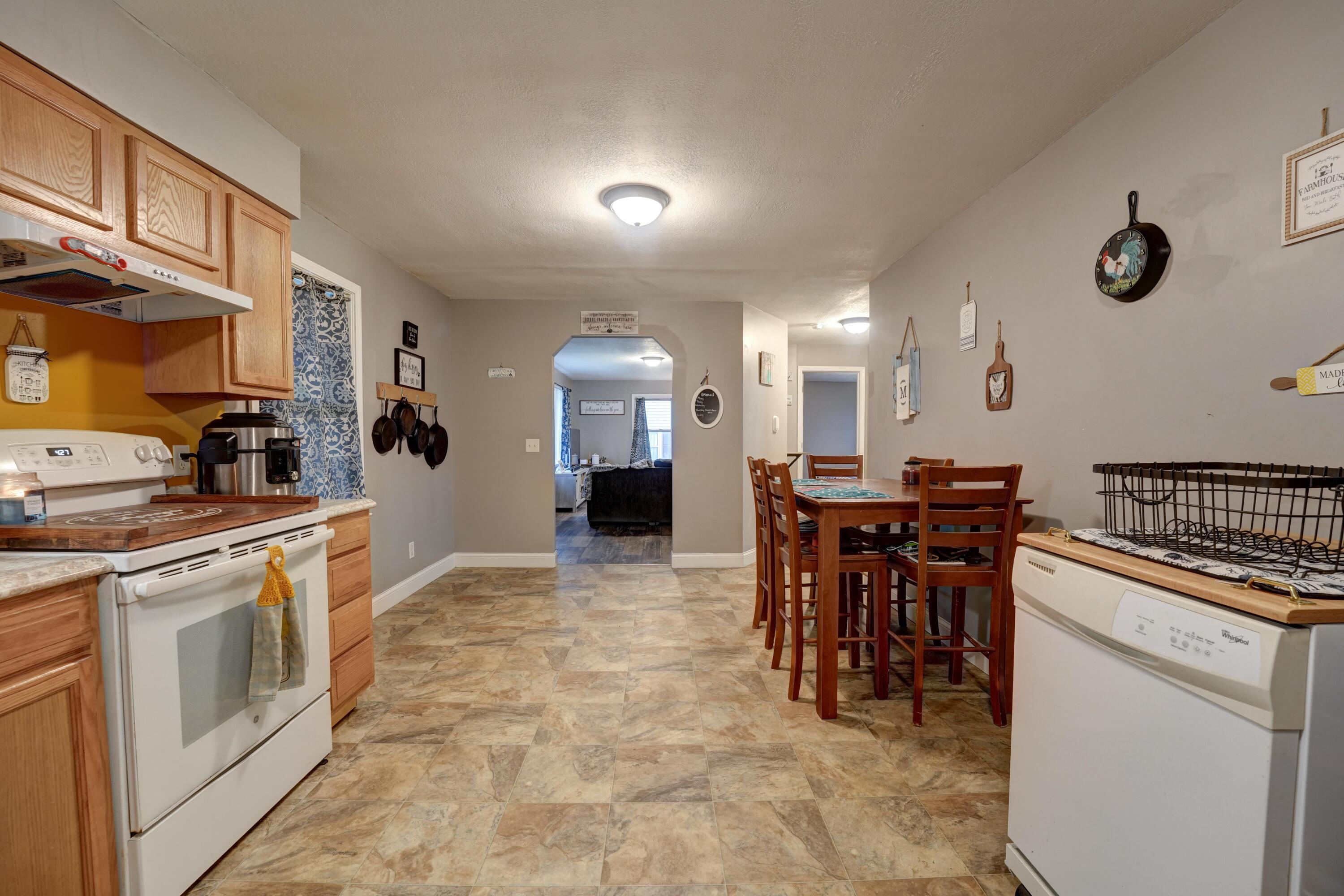 477 State Route 571, Union City, Ohio 45390